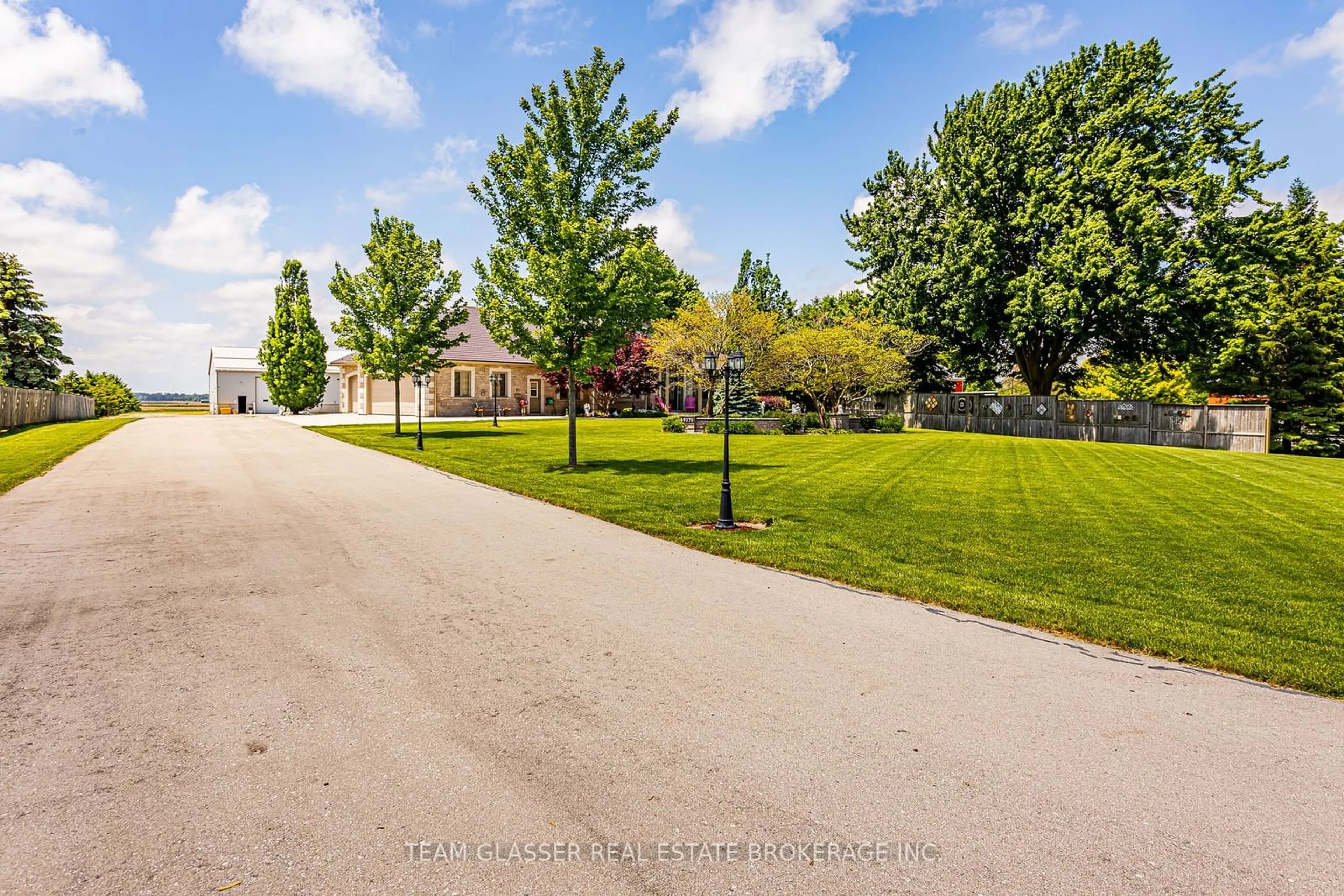 A pic from exterior of the house or condo, the street view for 69375 Victoria Dr, South Huron Ontario N0M 1K0