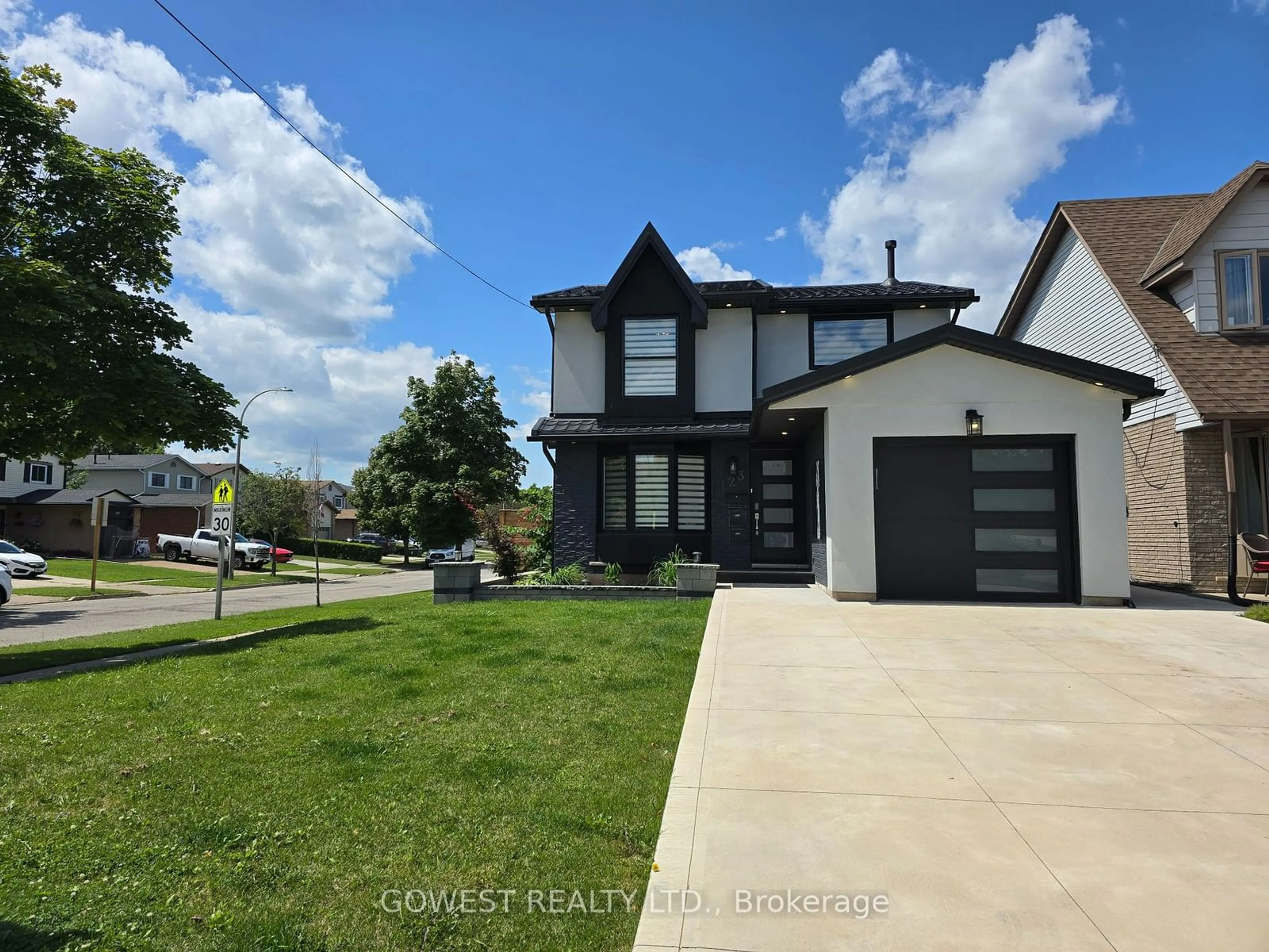 Frontside or backside of a home, the street view for 123 Dewitt Rd, Hamilton Ontario L8G 4E3