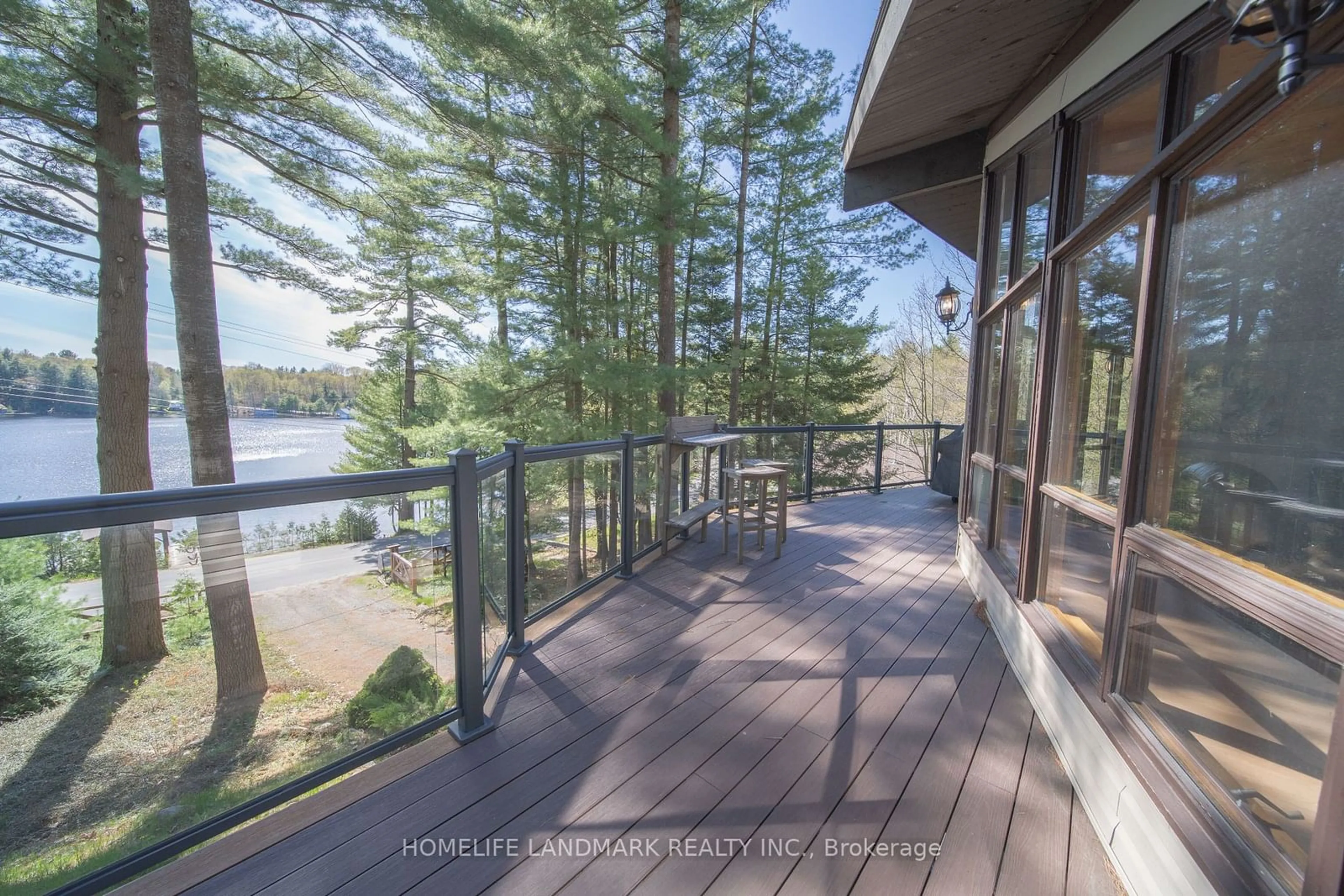 Patio, cottage for 1245 Mortimers Point Rd, Muskoka Lakes Ontario P0B 1J0