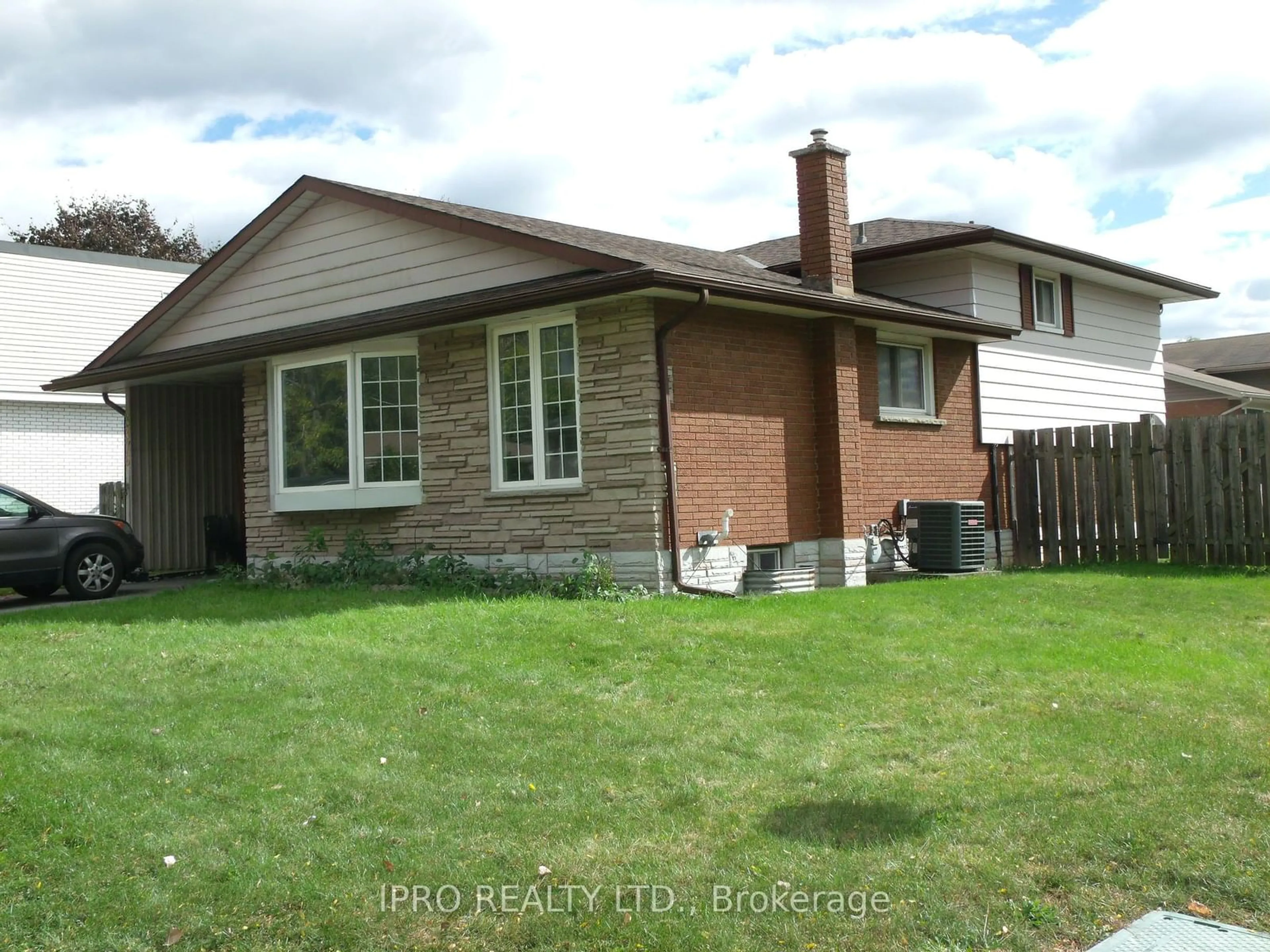 Frontside or backside of a home, cottage for 3376 Cattell Dr, Niagara Falls Ontario L2G 6M9