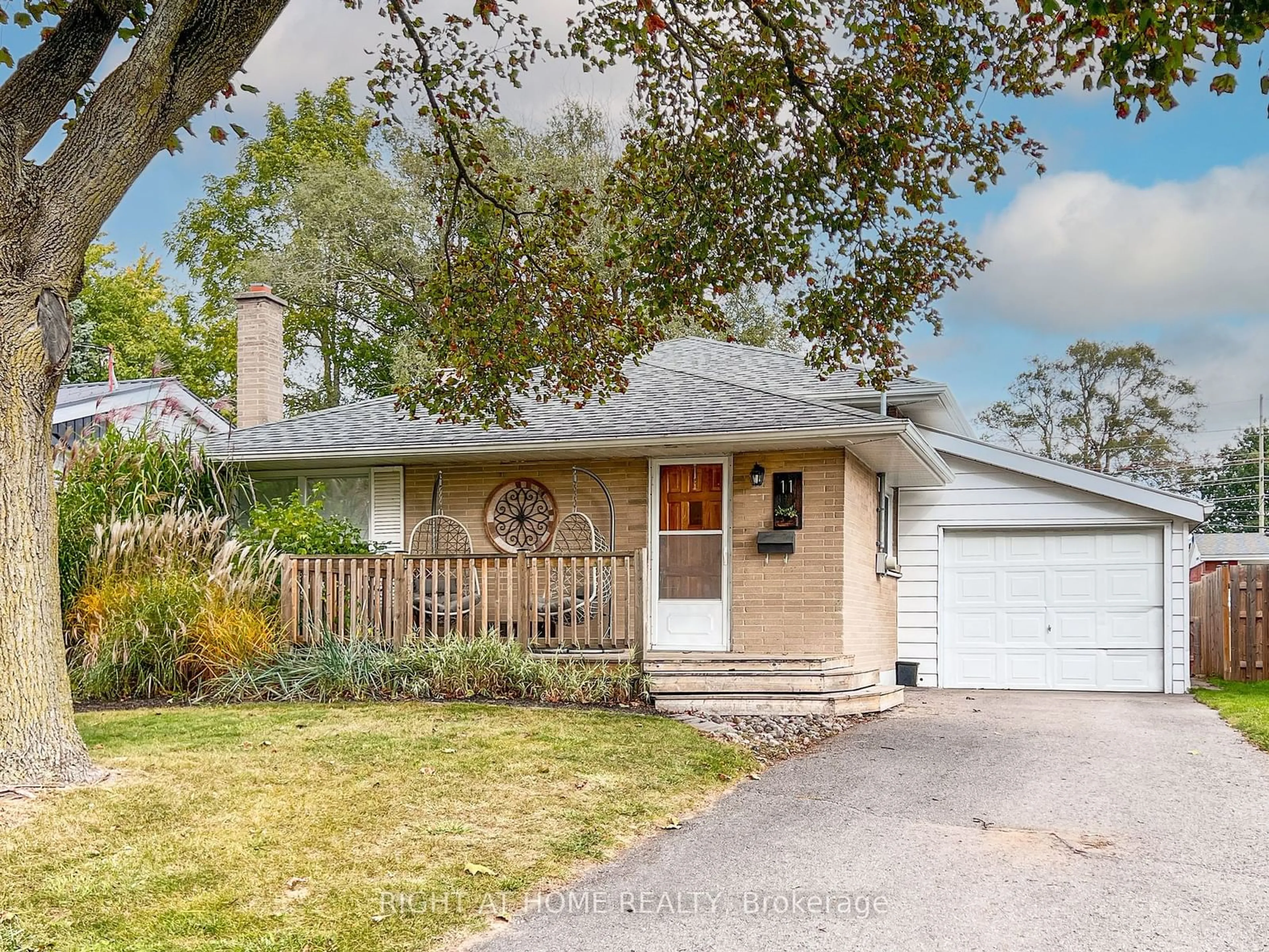 Frontside or backside of a home, cottage for 11 Linton Park Rd, Belleville Ontario K8N 4K7