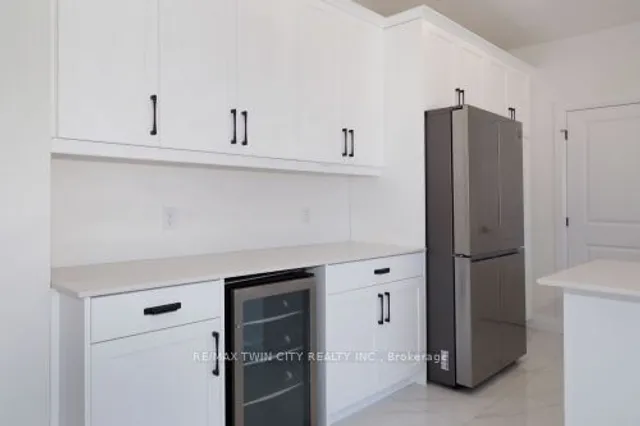 Additional property image - 213 FALLOWFIELD Dr