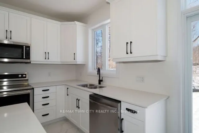 Additional property image - 213 FALLOWFIELD Dr