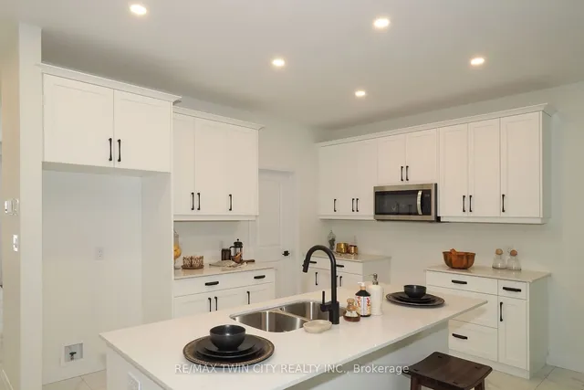 Additional property image - 217 JEFFREY Pl