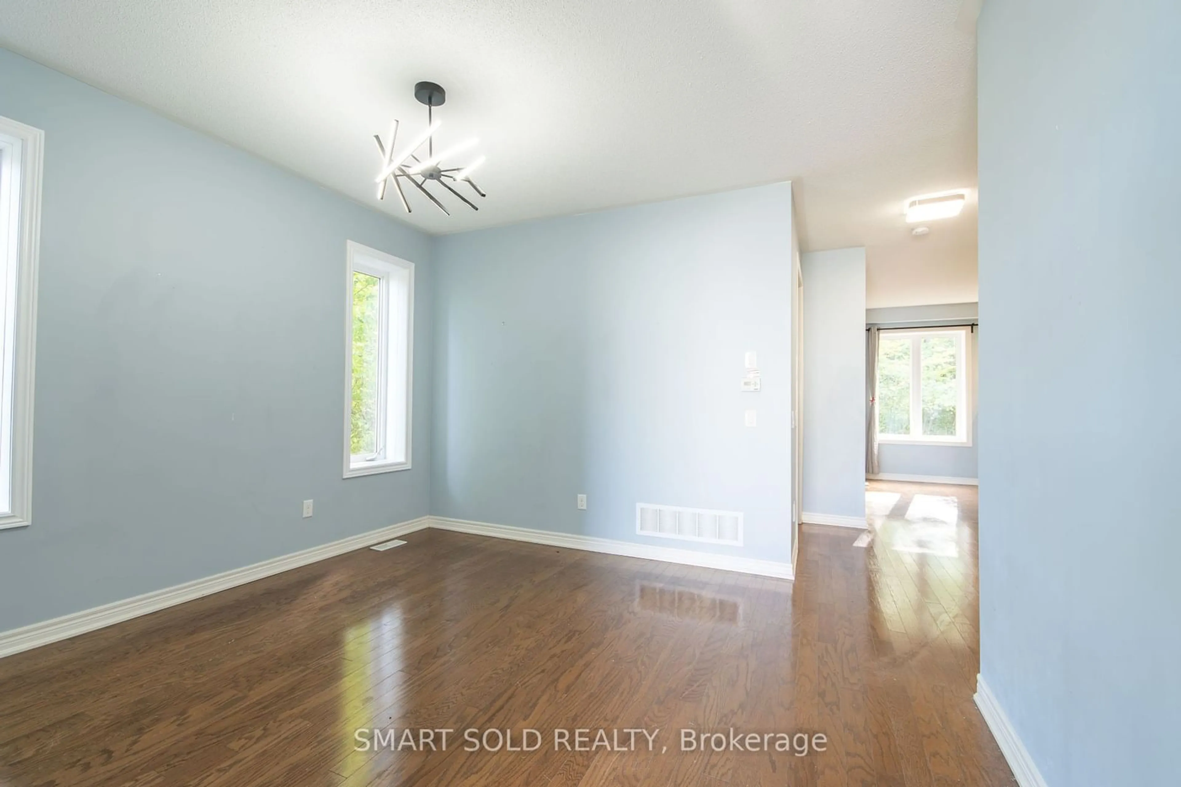 A pic of a room, wood floors for 108 Winterberry Blvd, Thorold Ontario L2V 0B5