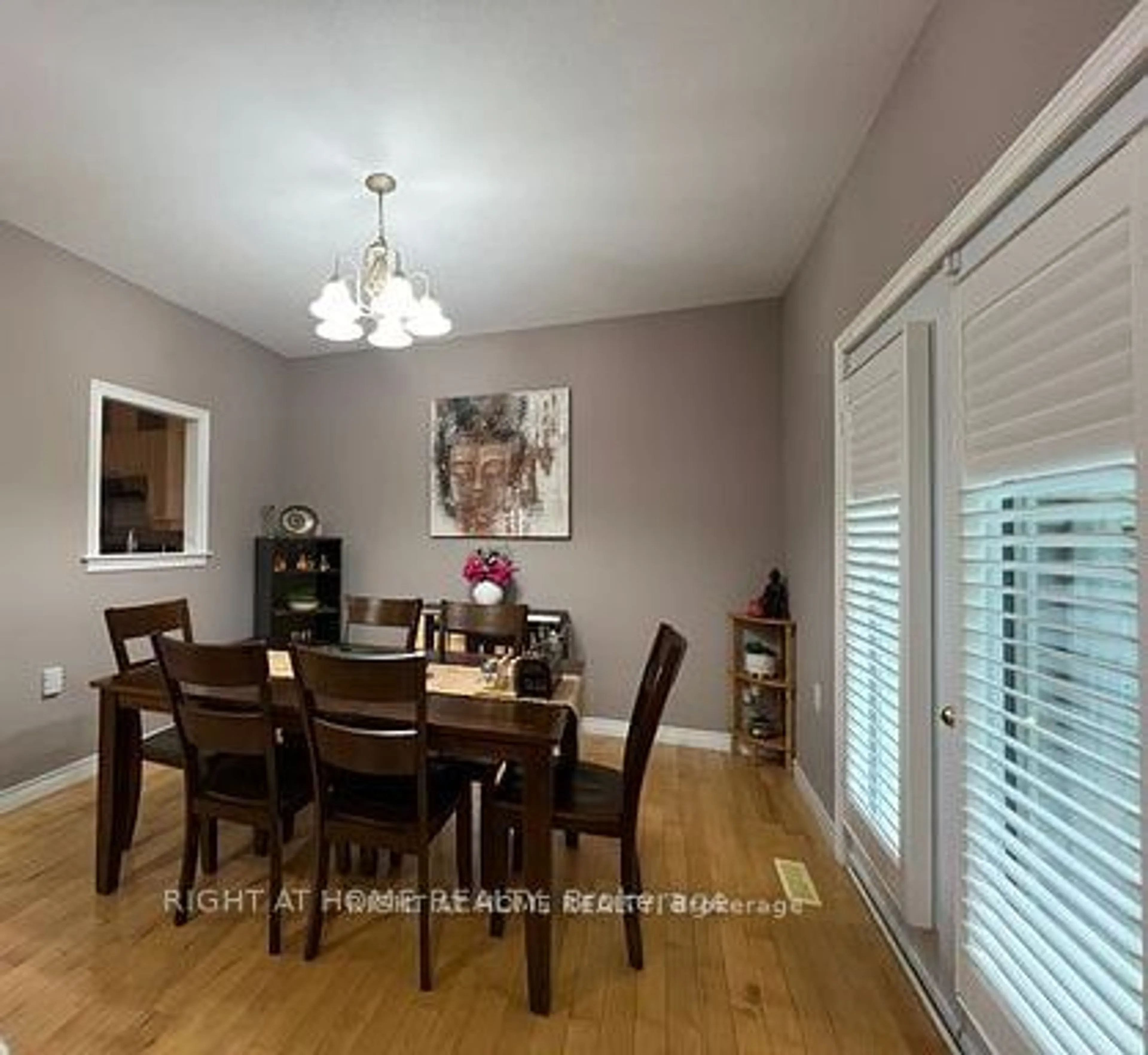 Dining room, wood floors for 1574 Richmond St #7, London Ontario N6G 5H7