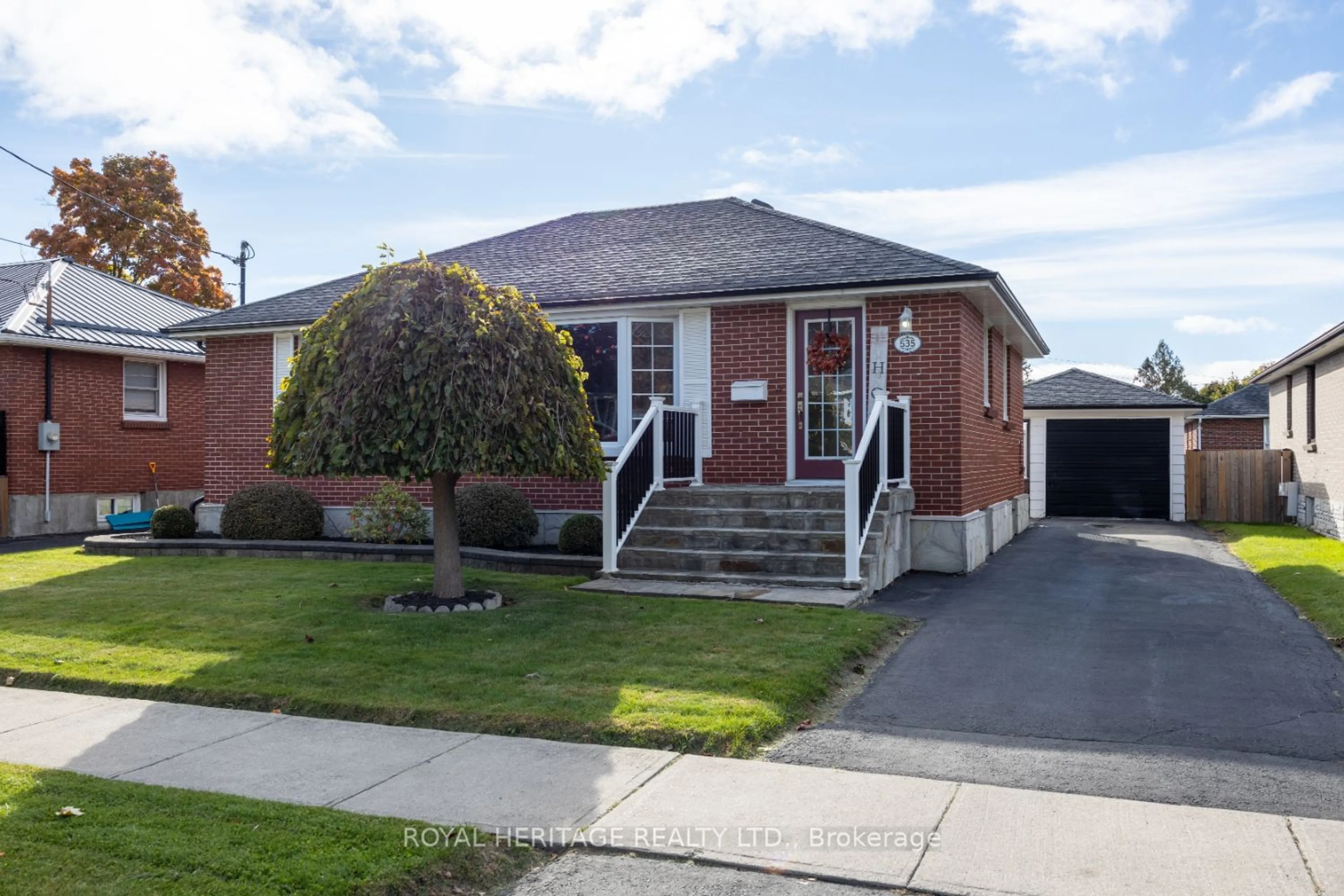 Frontside or backside of a home, the street view for 535 Barbara St, Cobourg Ontario K9A 2A9