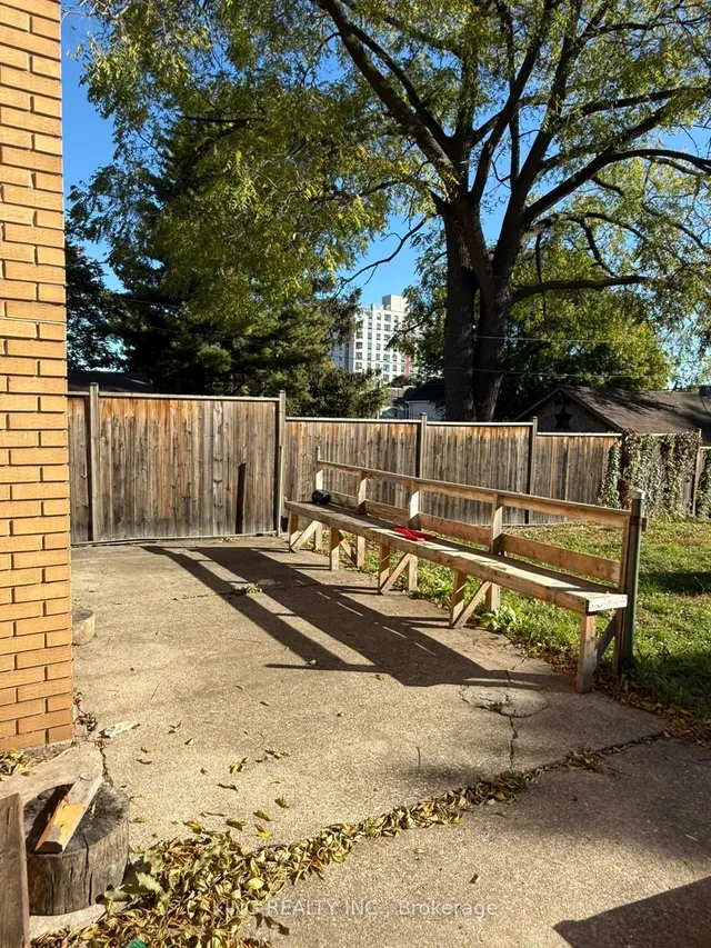 Additional property image - 98 FERGUSON Ave