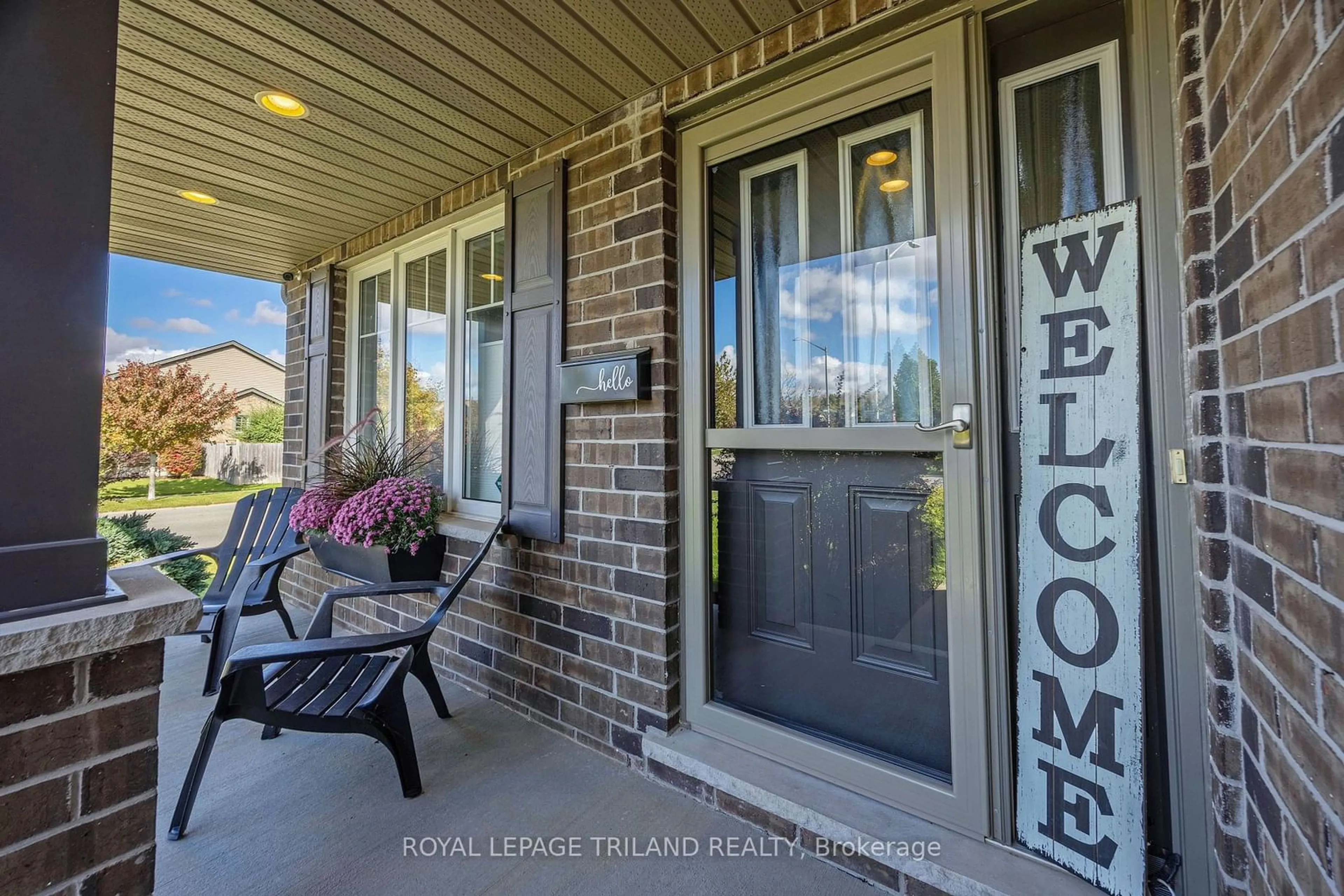 Indoor entryway for 23 Westlake Dr, St. Thomas Ontario N5P 4K3