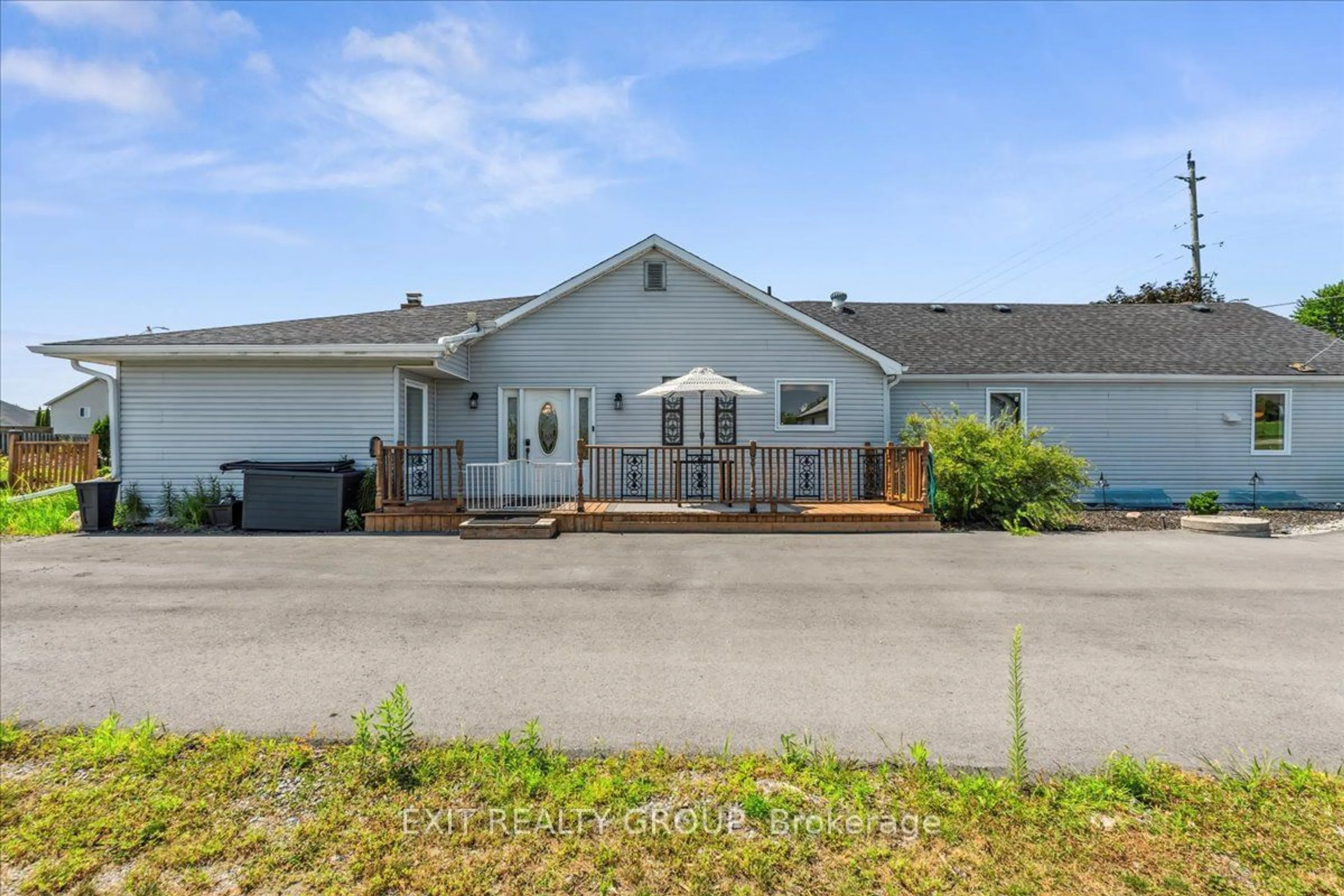 Frontside or backside of a home, cottage for 154 Maitland Dr, Belleville Ontario K8N 4Z5