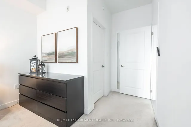 Additional property image - 125 SHOREVIEW Pl Unit 509