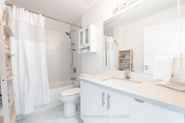 Additional property image - 125 SHOREVIEW Pl Unit 509