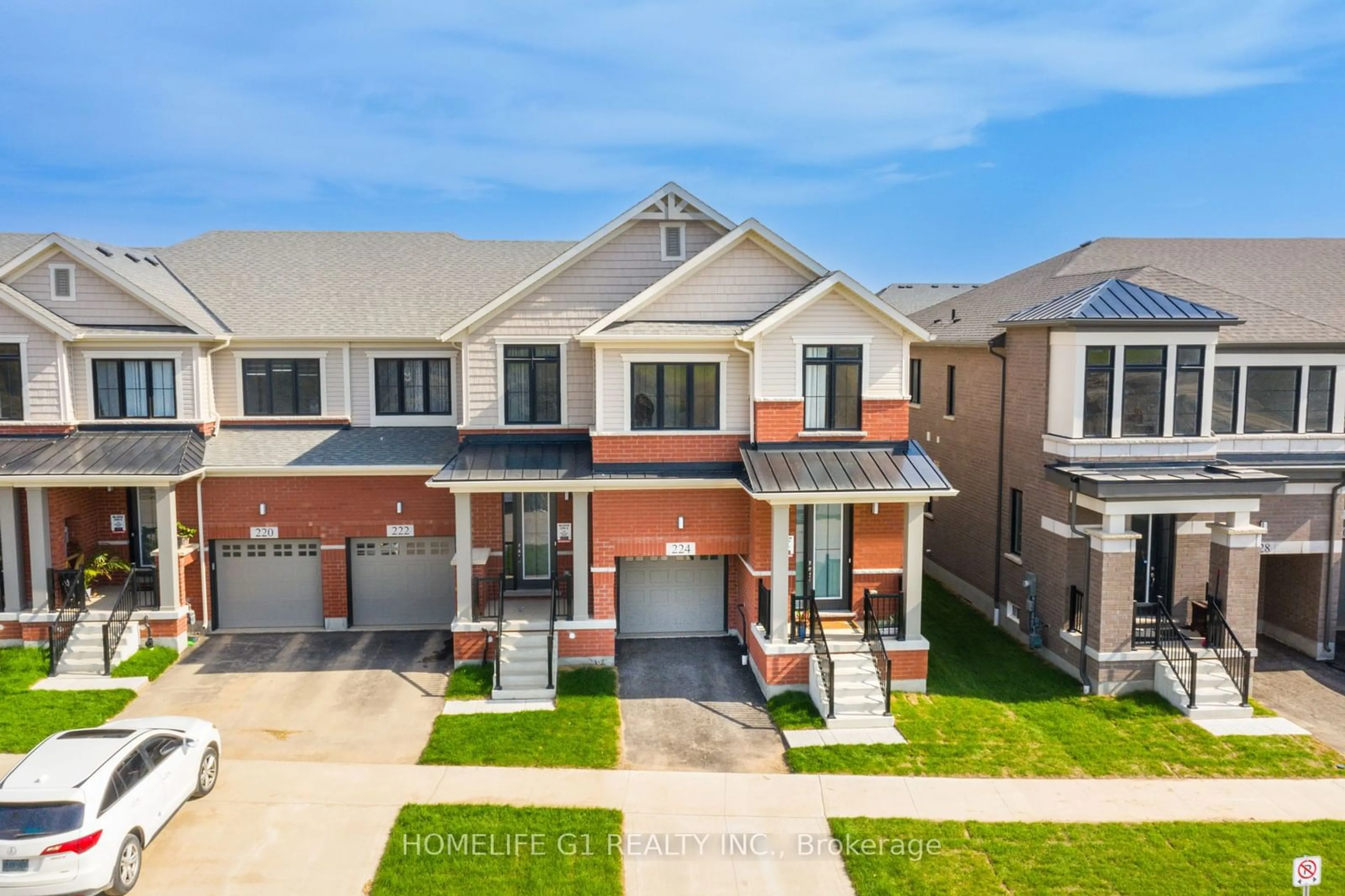 A pic from exterior of the house or condo, the street view for 224 Newman Dr, Cambridge Ontario N1S 0E2