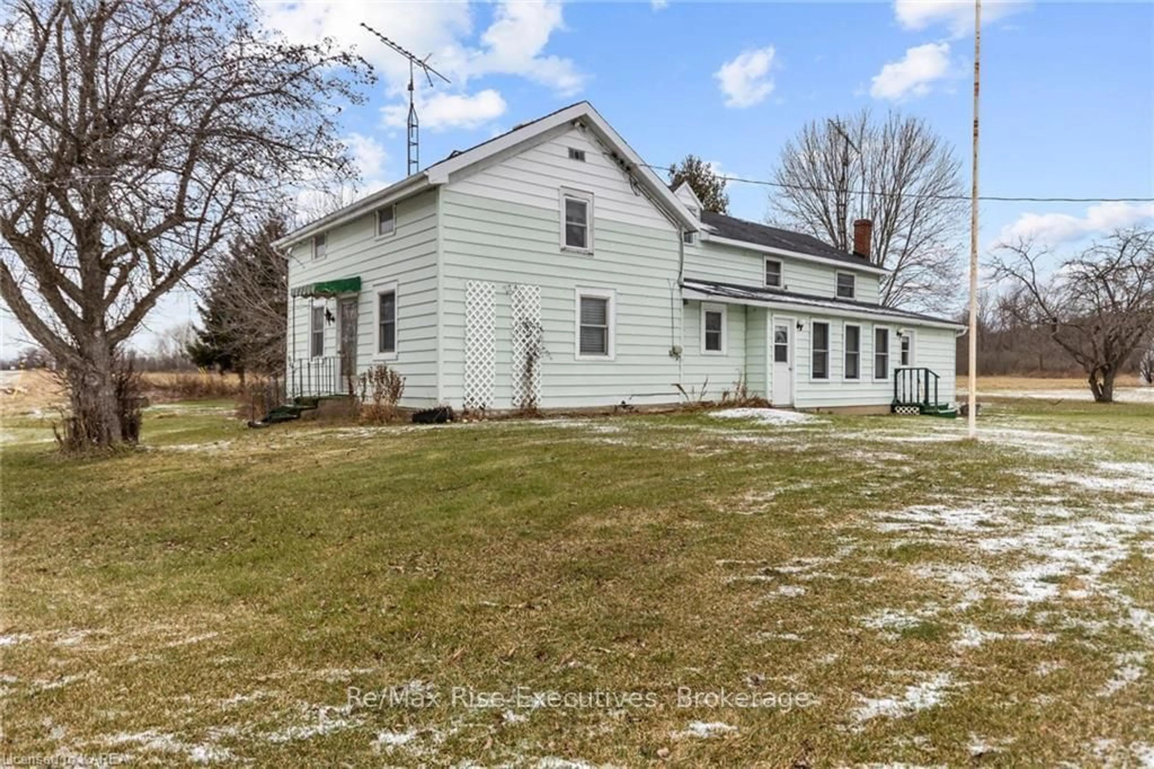 Frontside or backside of a home, cottage for 518 COUNTY RD 42, Athens Ontario K0E 1B0