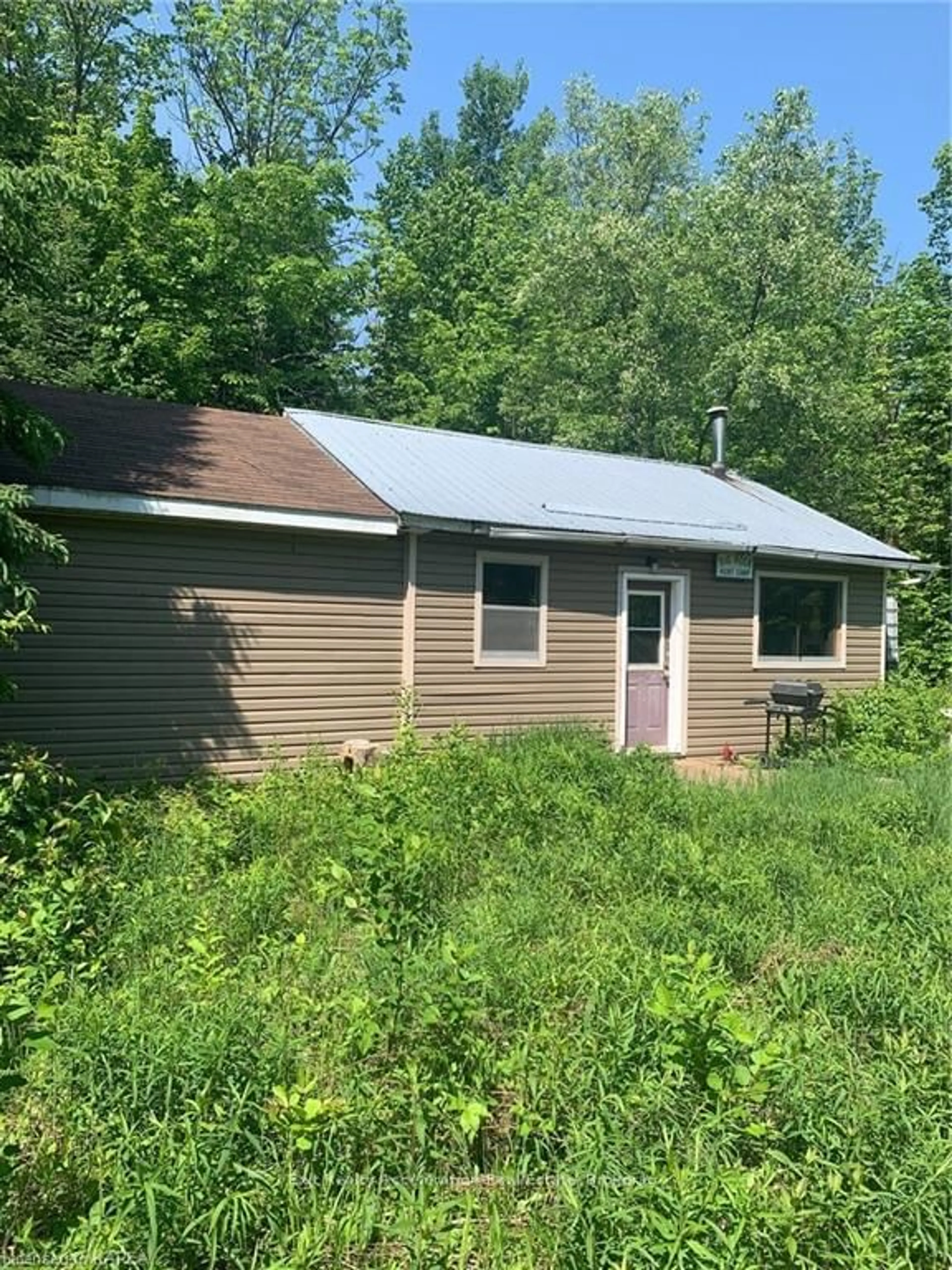 Shed for 700 SLATE FALLS Rd, Addington Highlands Ontario K0H 1L0