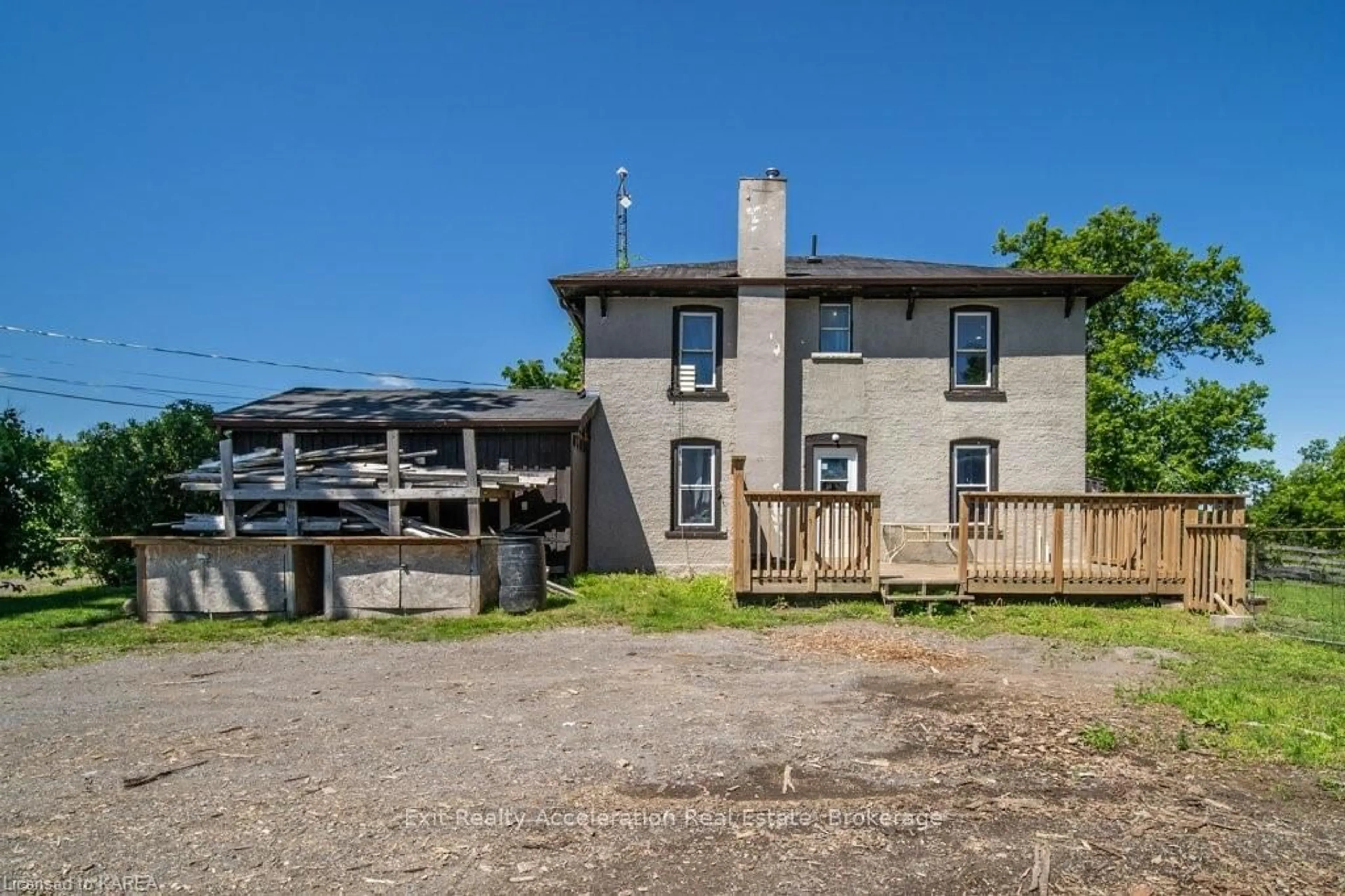 Frontside or backside of a home, cottage for 71 GOODYEAR Rd, Greater Napanee Ontario K7R 3L2