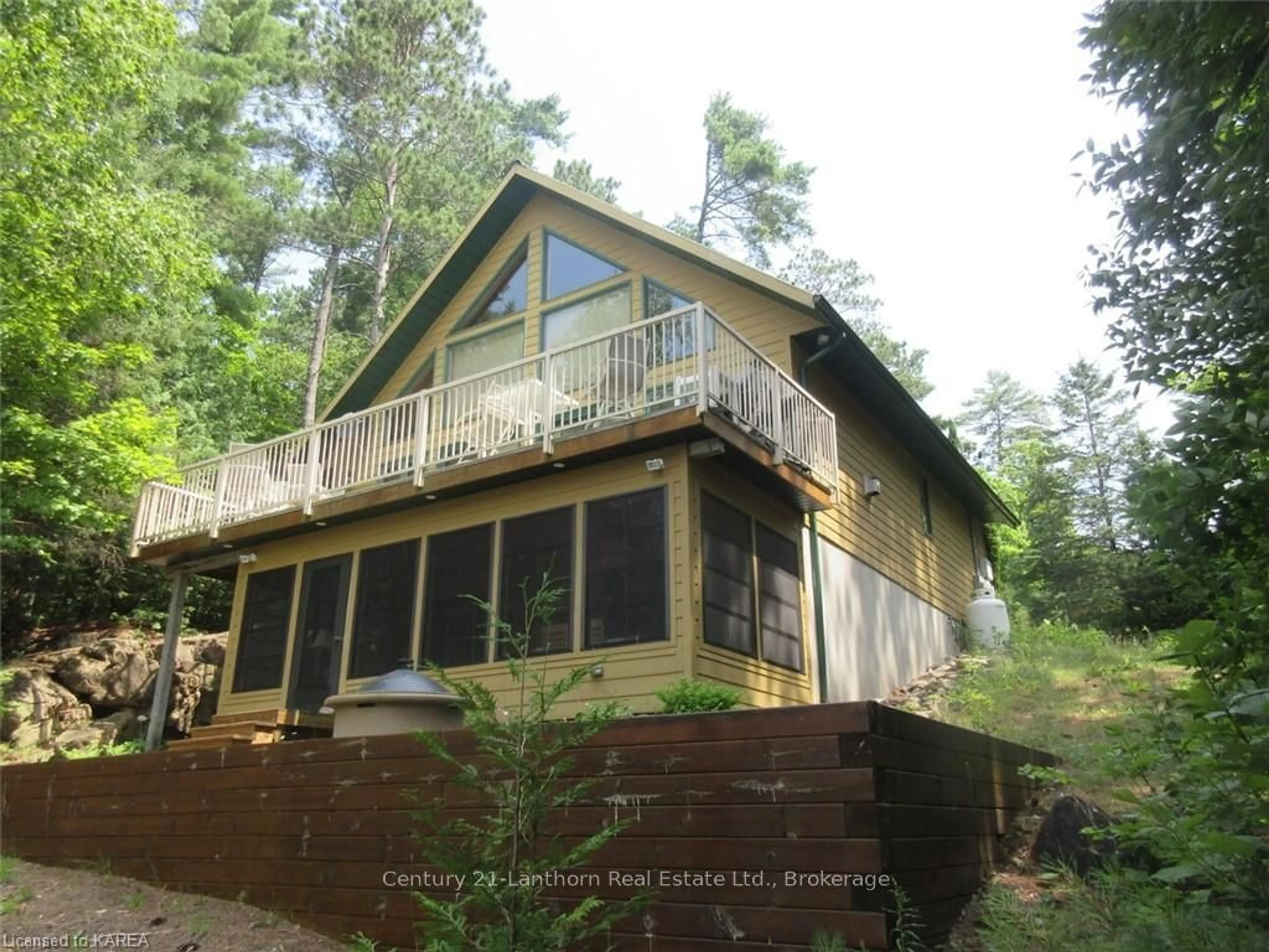 Frontside or backside of a home, cottage for 1429 CANNON Tr, North Frontenac Ontario K0H 1K0