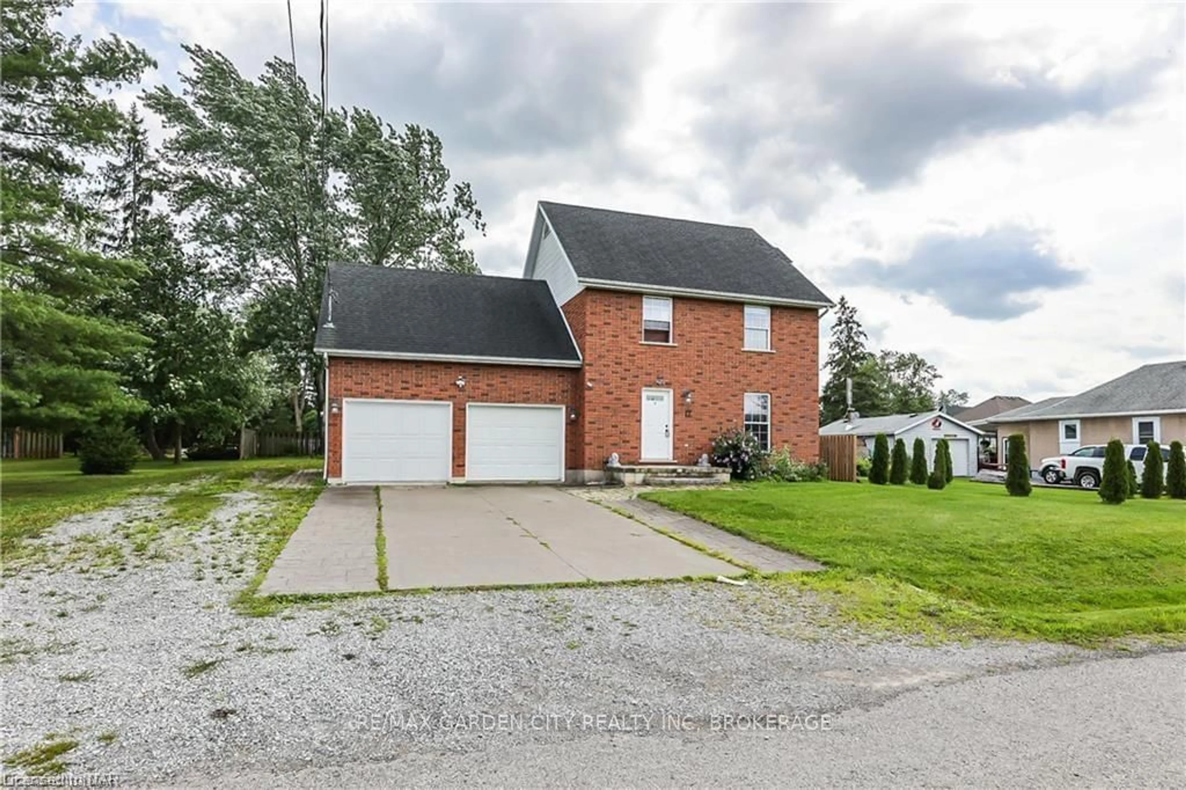 Frontside or backside of a home, cottage for 17 MELROSE Ave, Thorold Ontario L0S 1K0