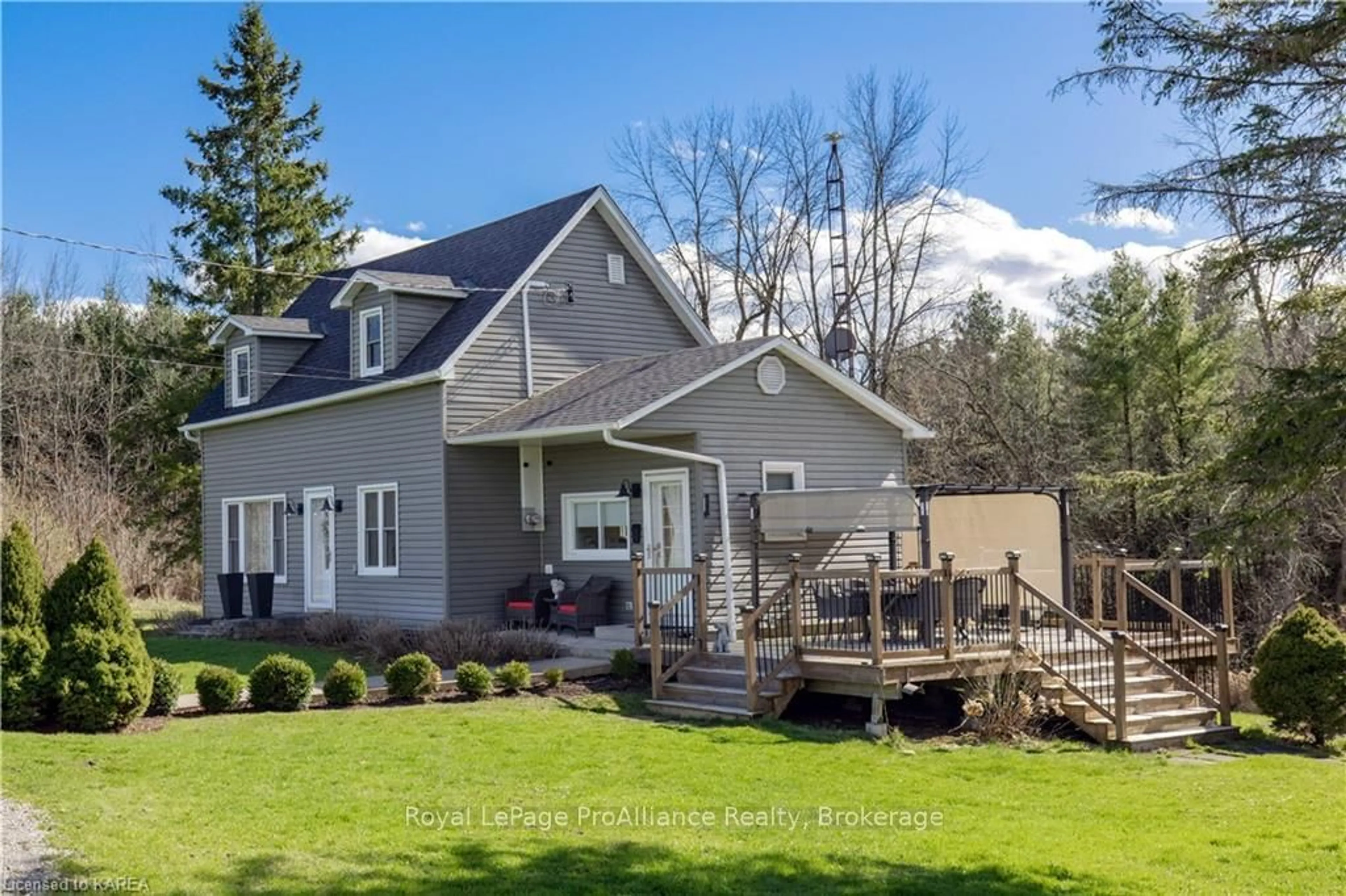 Frontside or backside of a home, cottage for 4068 COUNTY ROAD 29, Elizabethtown-Kitley Ontario K6V 5T4