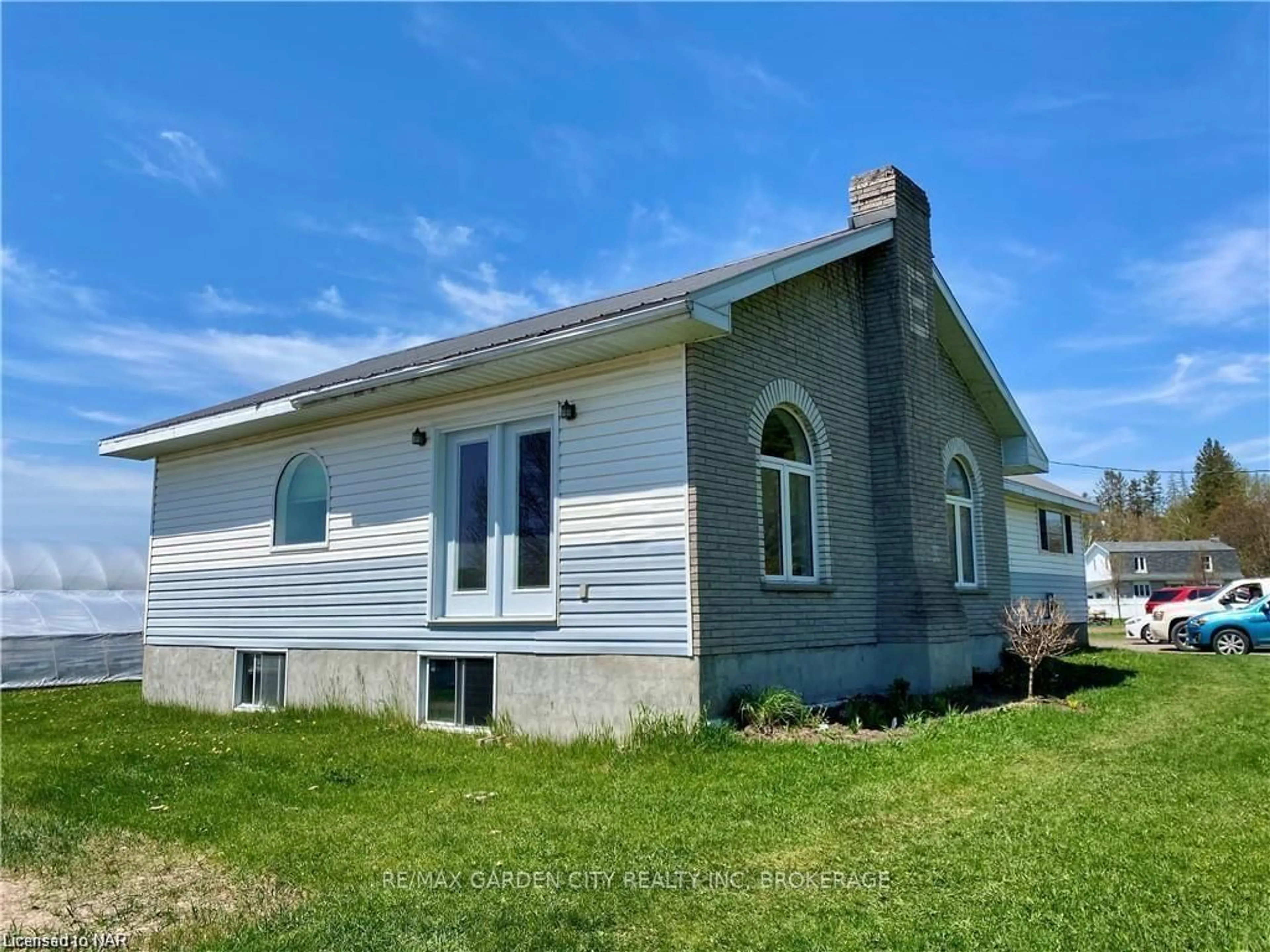 Frontside or backside of a home, the front or back of building for 13 FINN Rd, Baldwin Ontario P0P 1M0