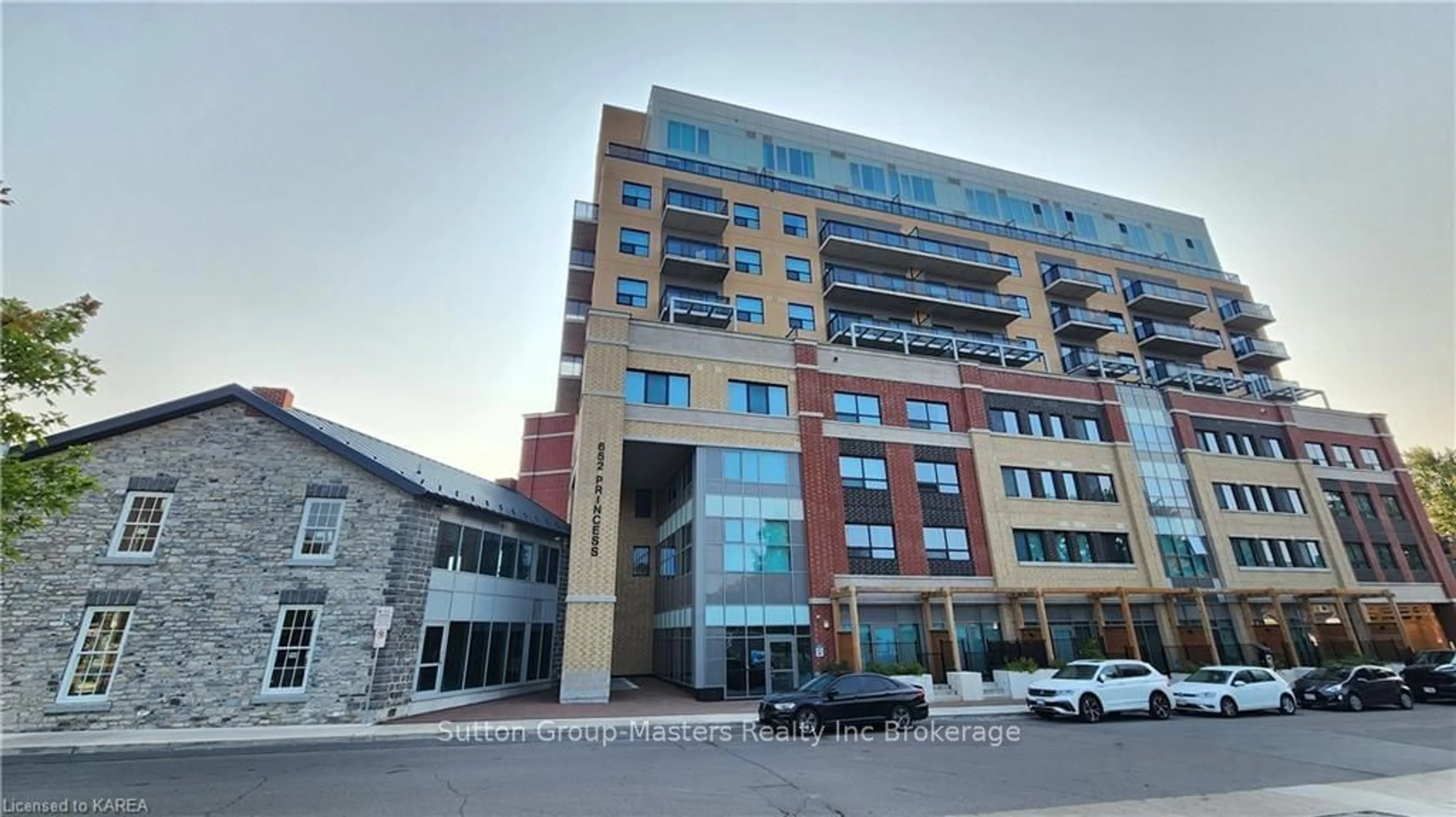 A pic from exterior of the house or condo, the front or back of building for 652 PRINCESS St #211, Kingston Ontario K7L 1E5