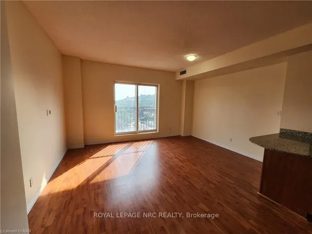 Additional property image - 135 JAMES St Unit 812