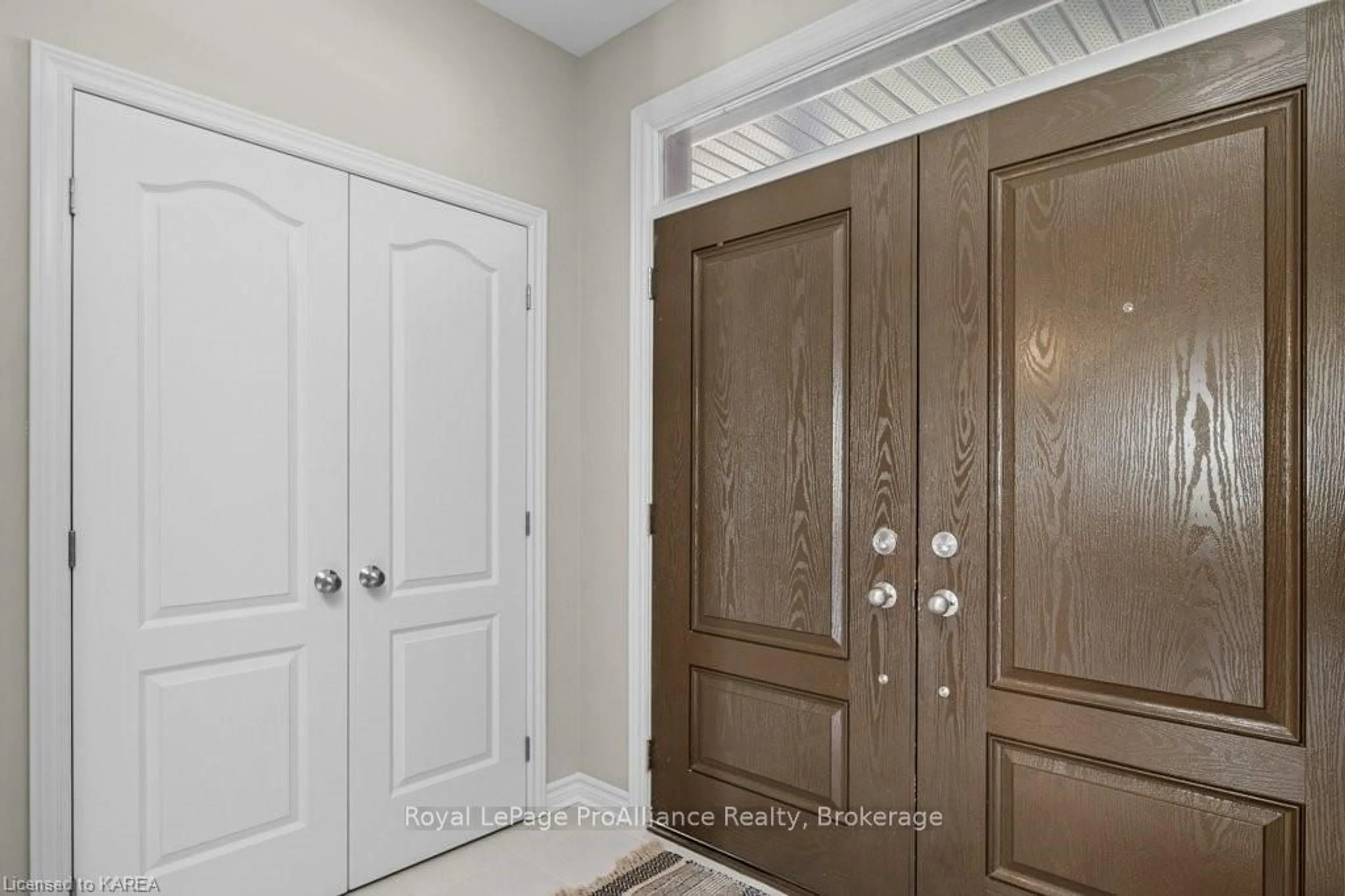 Indoor entryway, wood floors for 1203 ASHFORD PLACE, Kingston Ontario K7M 0G4