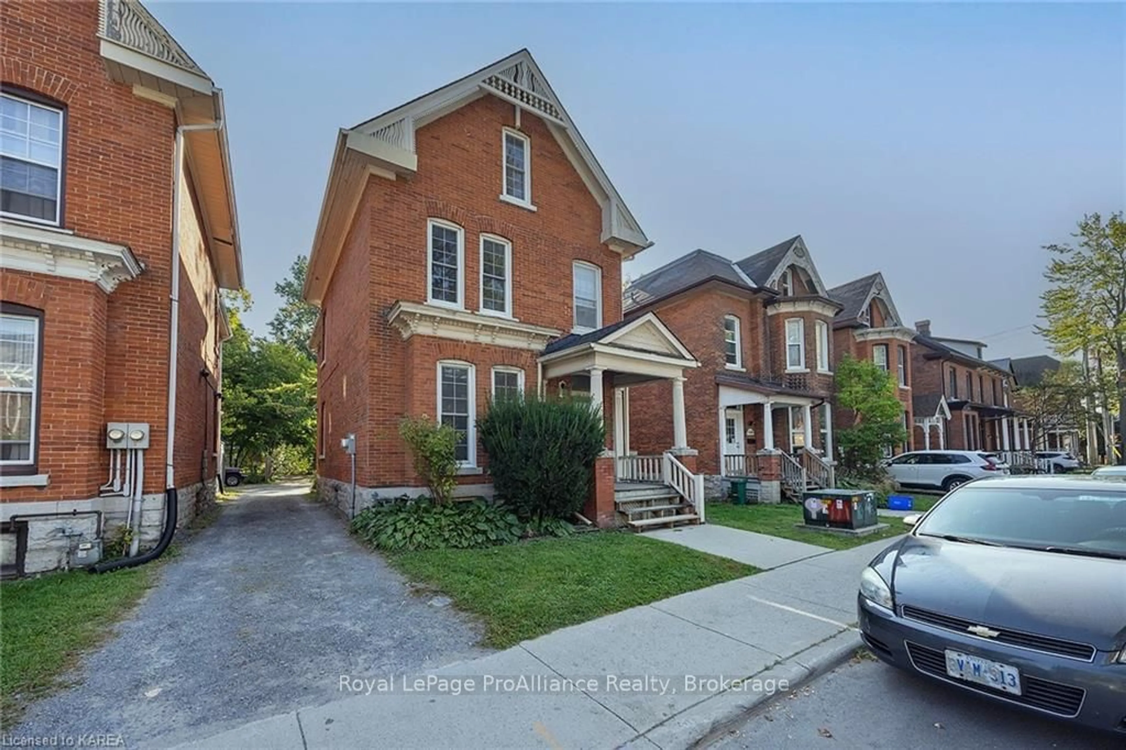 A pic from exterior of the house or condo, the street view for 243 ALFRED St, Kingston Ontario K7L 3S1