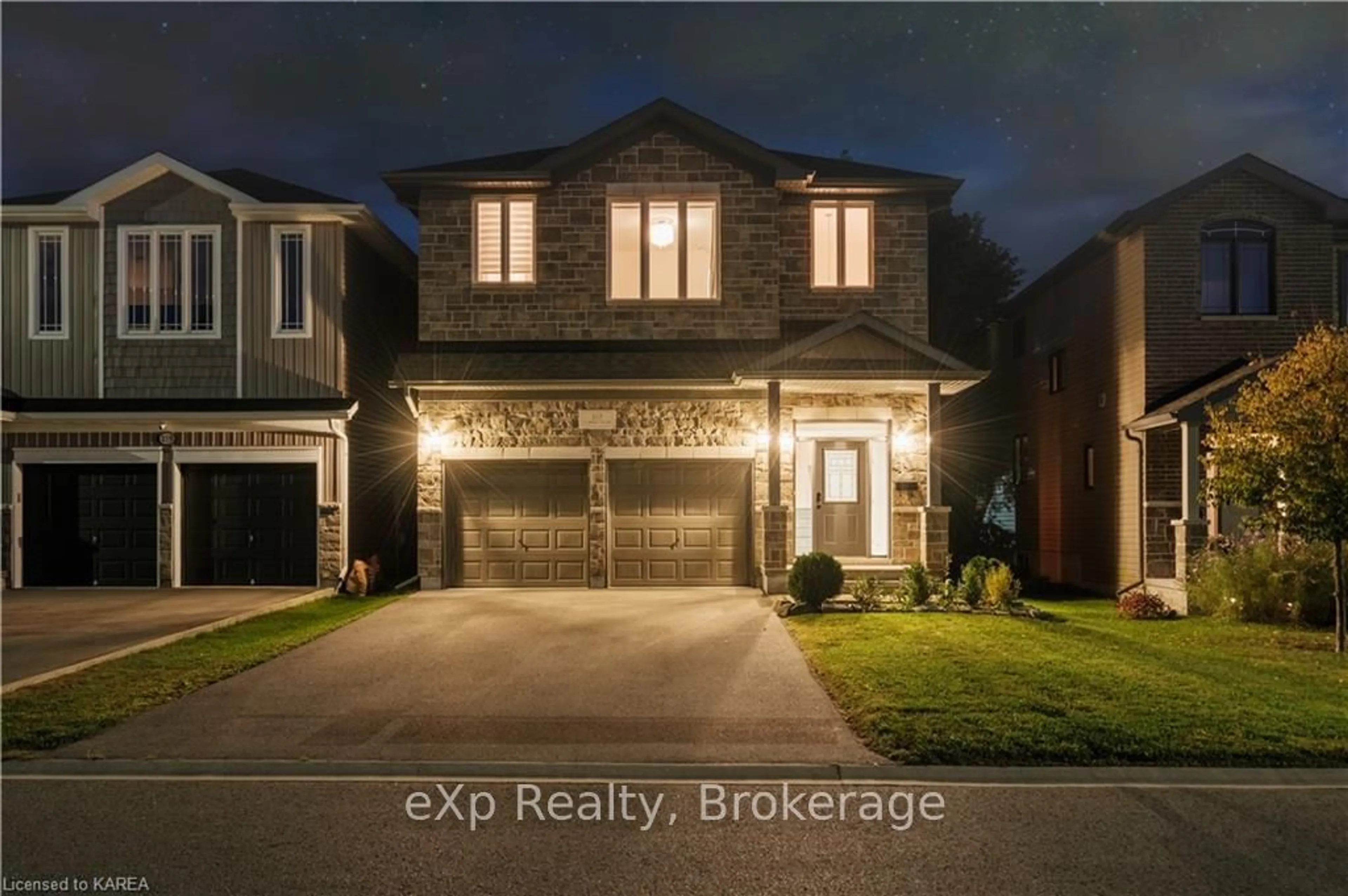 Frontside or backside of a home, the street view for 217 CLIPPER Crt, Kingston Ontario K7K 0E8