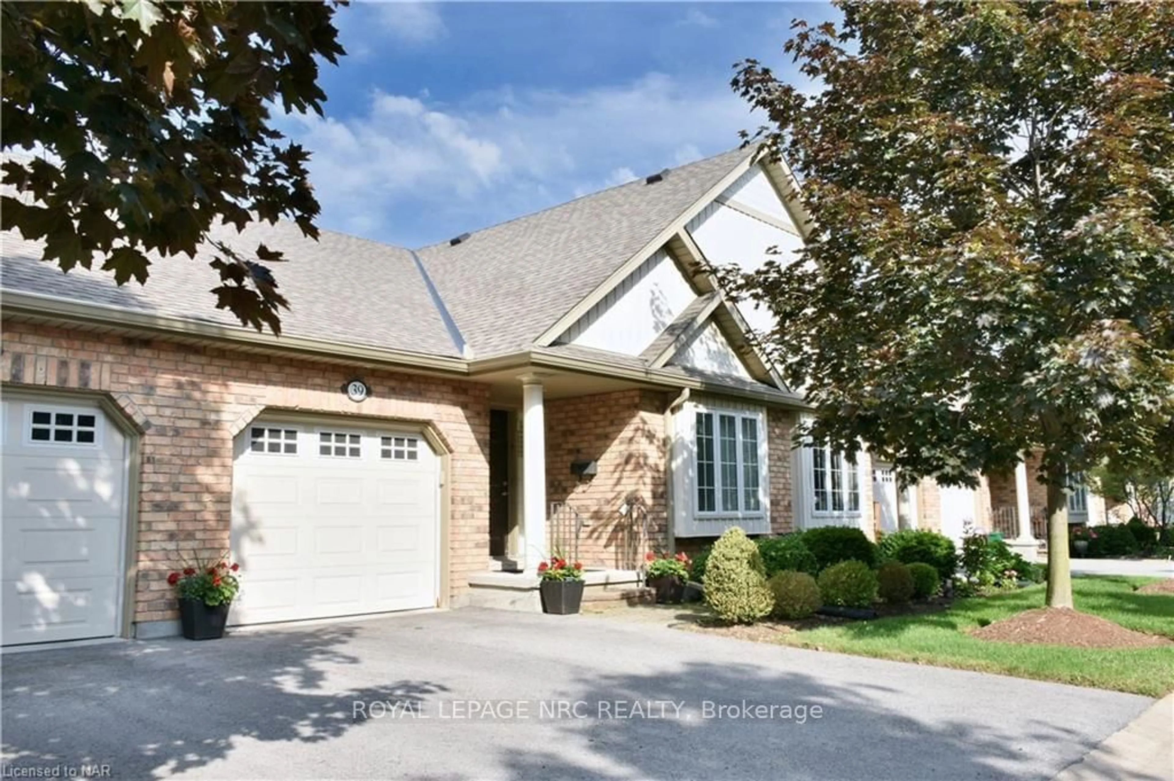 Frontside or backside of a home, cottage for 605 WELLAND Ave #39, St. Catharines Ontario L2M 7Z7