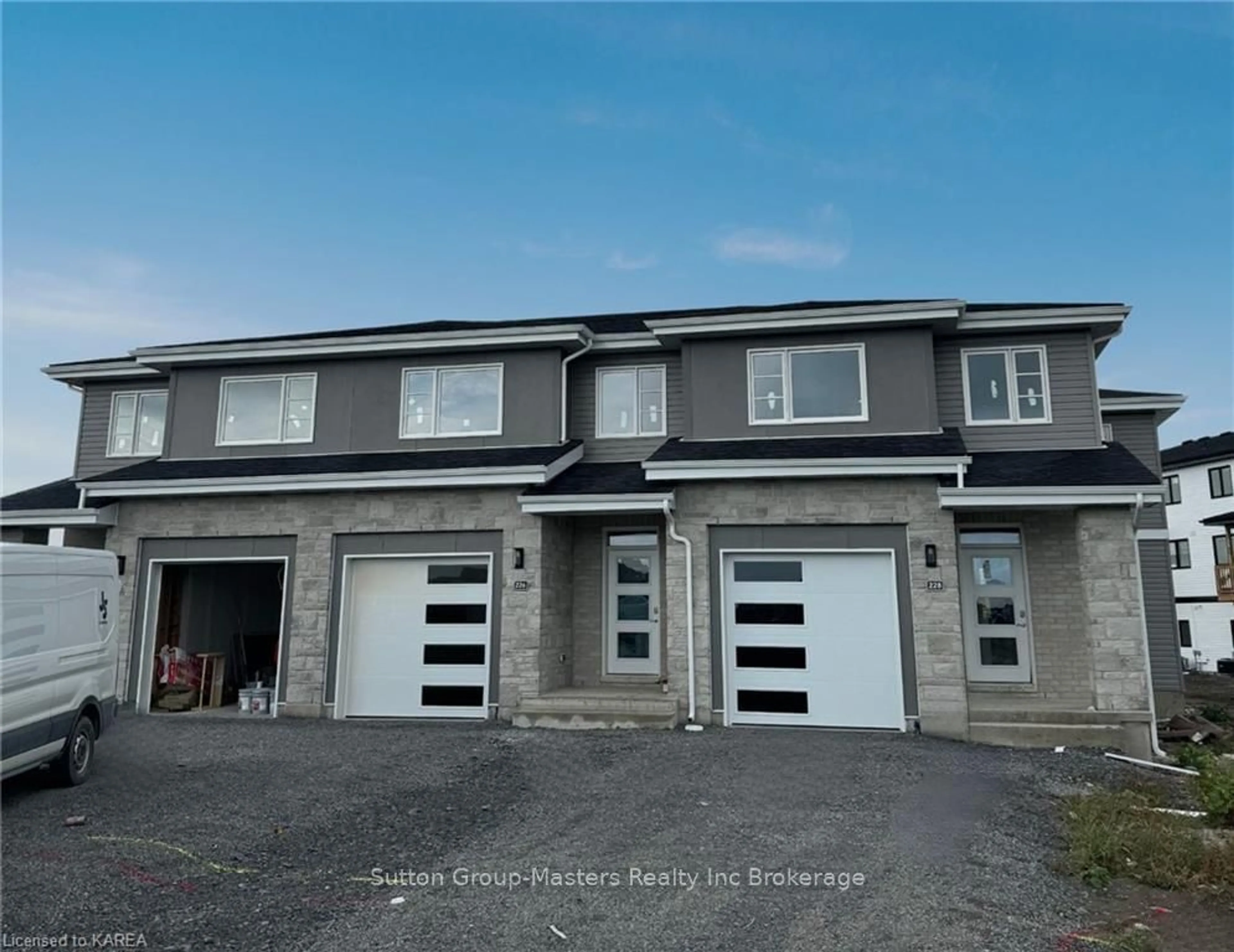 Frontside or backside of a home, the front or back of building for 226 DR RICHARD JAMES Cres, Loyalist Ontario K7N 0E9