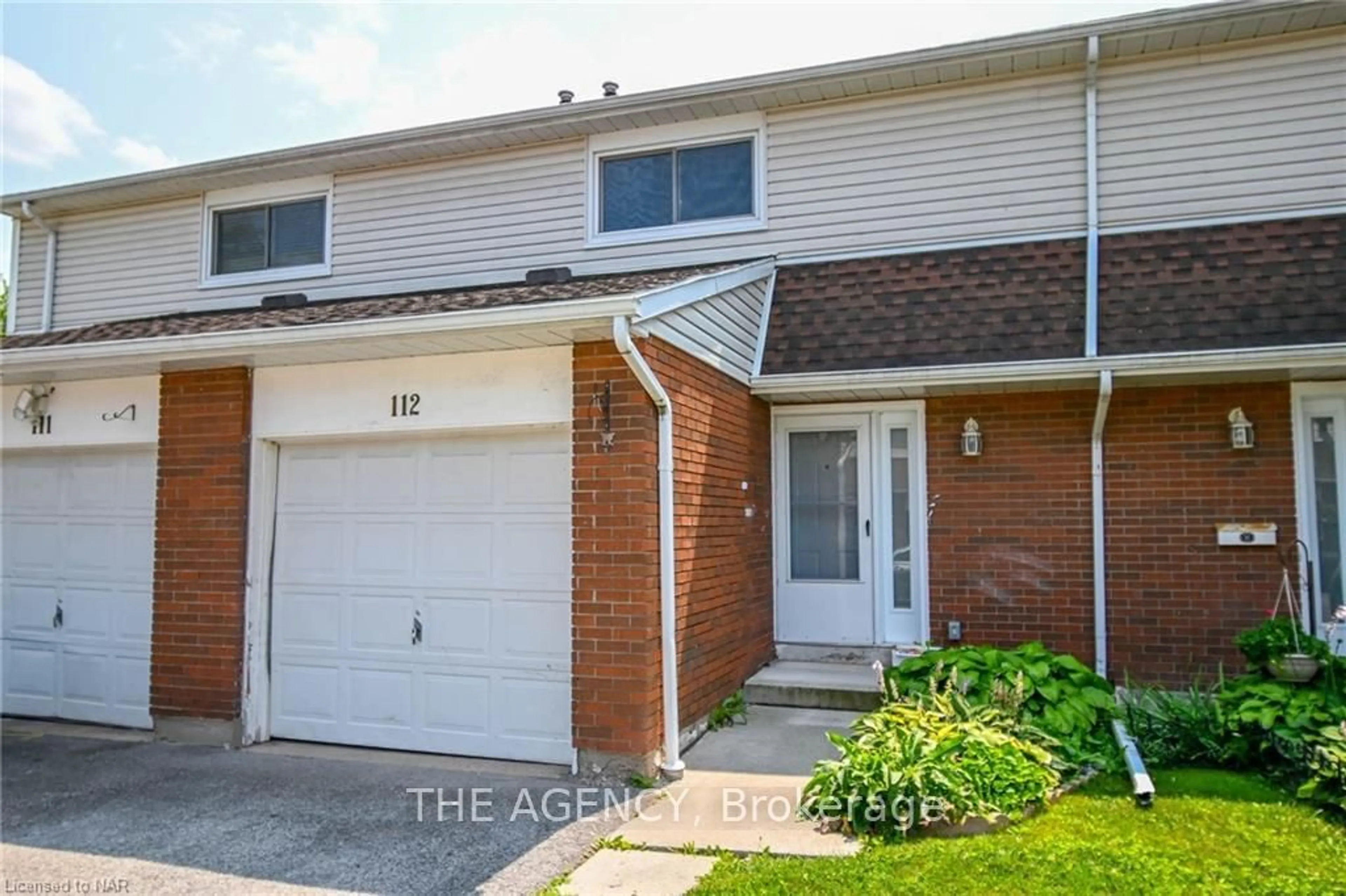 A pic from exterior of the house or condo, the street view for 286 CUSHMAN ROAD Rd #112, St. Catharines Ontario L2M 6R6