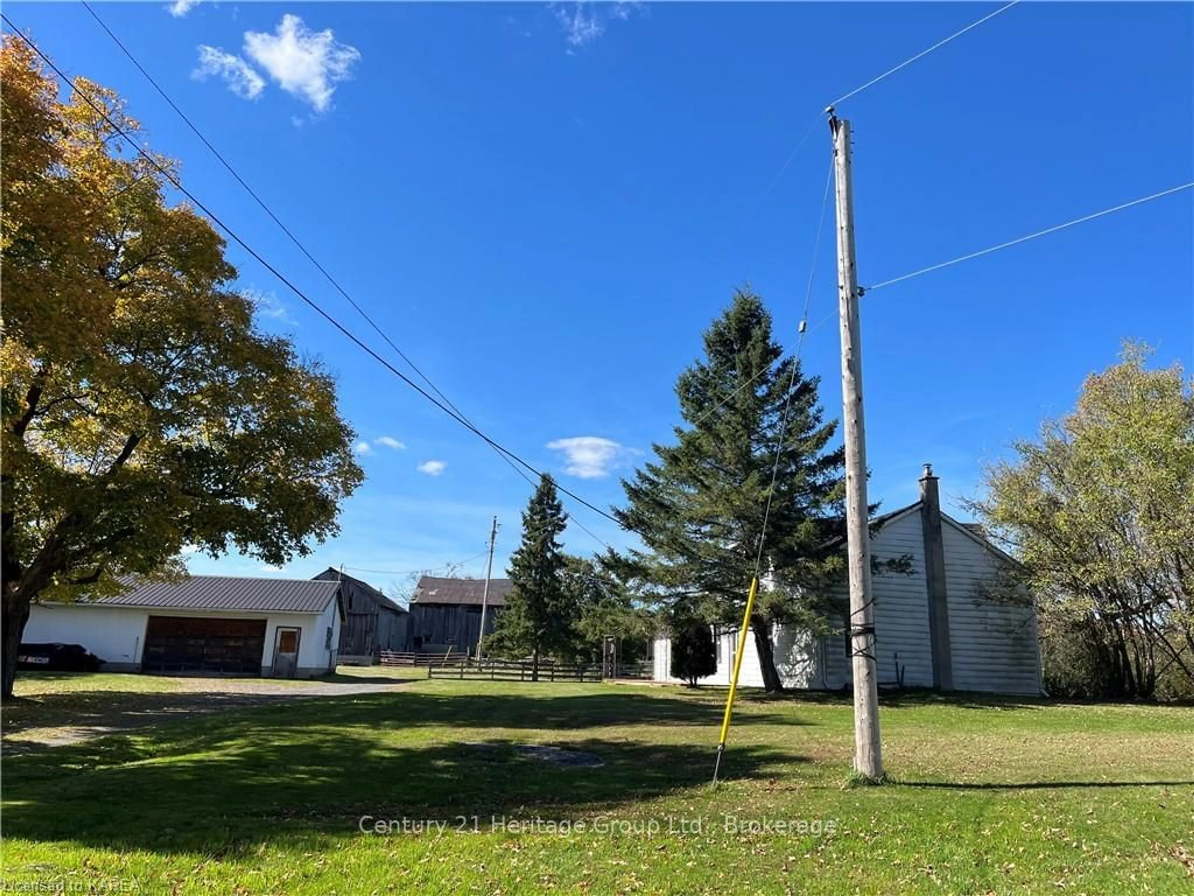 A pic from exterior of the house or condo, the street view for 2213 SYDENHAM Rd, Kingston Ontario K0H 1M0