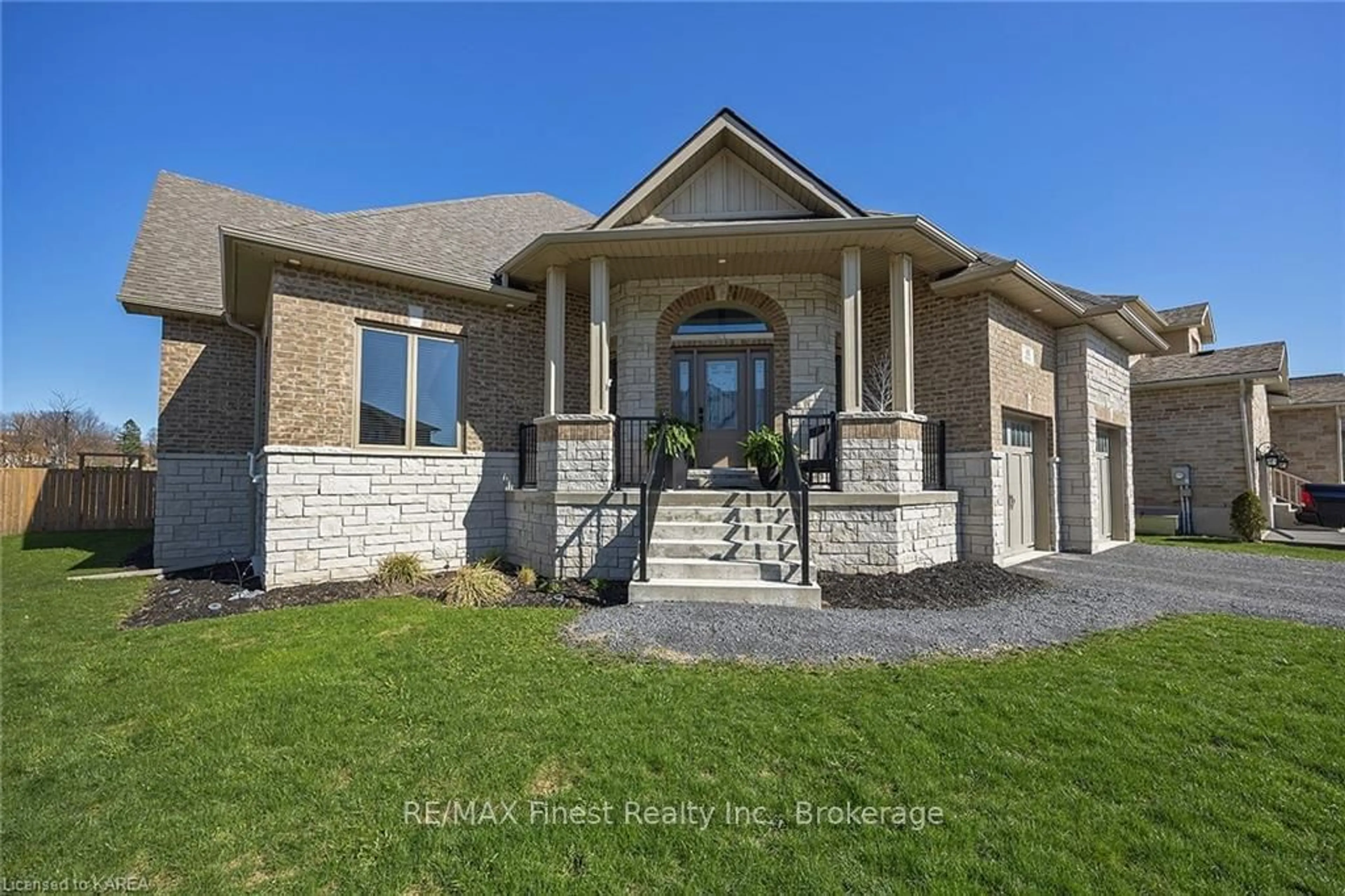 Frontside or backside of a home, cottage for 876 ROSHAN Dr, Kingston Ontario K7P 0B2