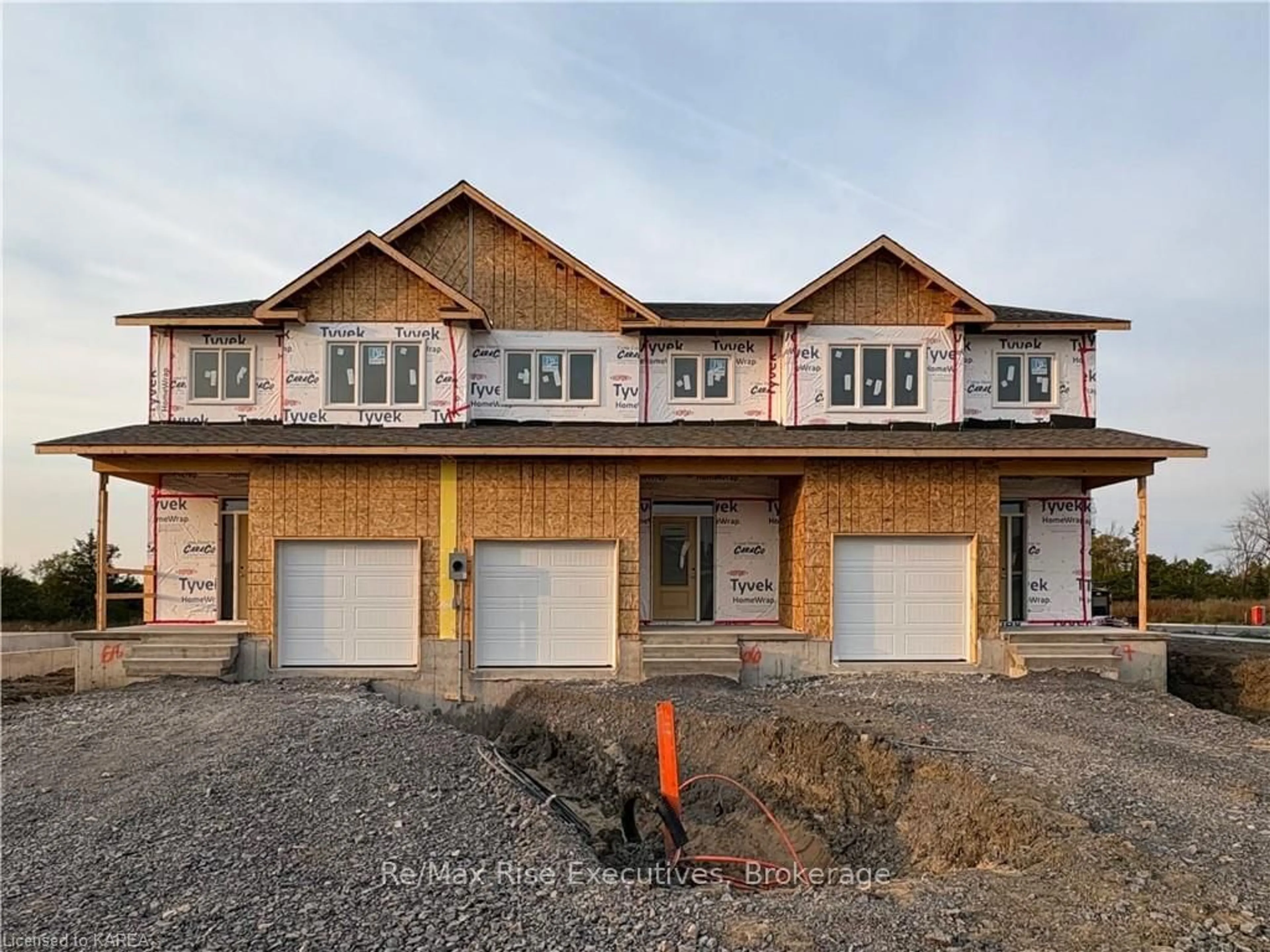 A pic from exterior of the house or condo, the street view for 410 BUCKTHORN Dr, Kingston Ontario K7P 0V6