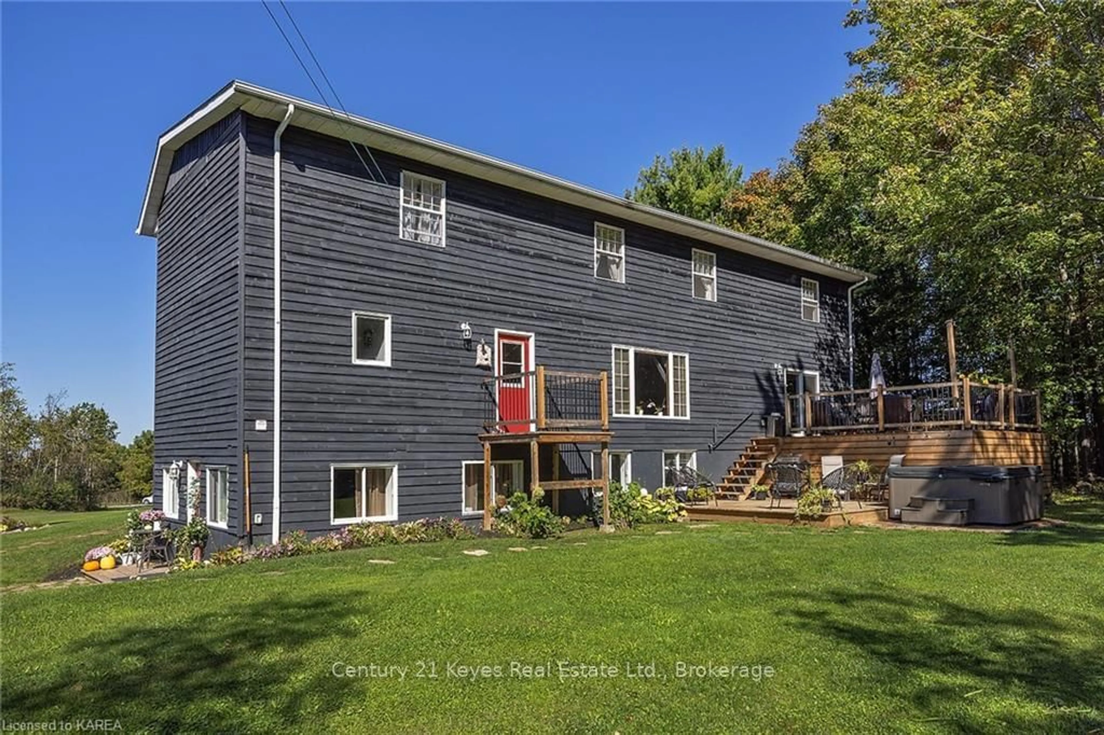 A pic from exterior of the house or condo, the fenced backyard for 78 CENTENNIAL RD Rd, Leeds and the Thousand Islands Ontario K0E 1L0