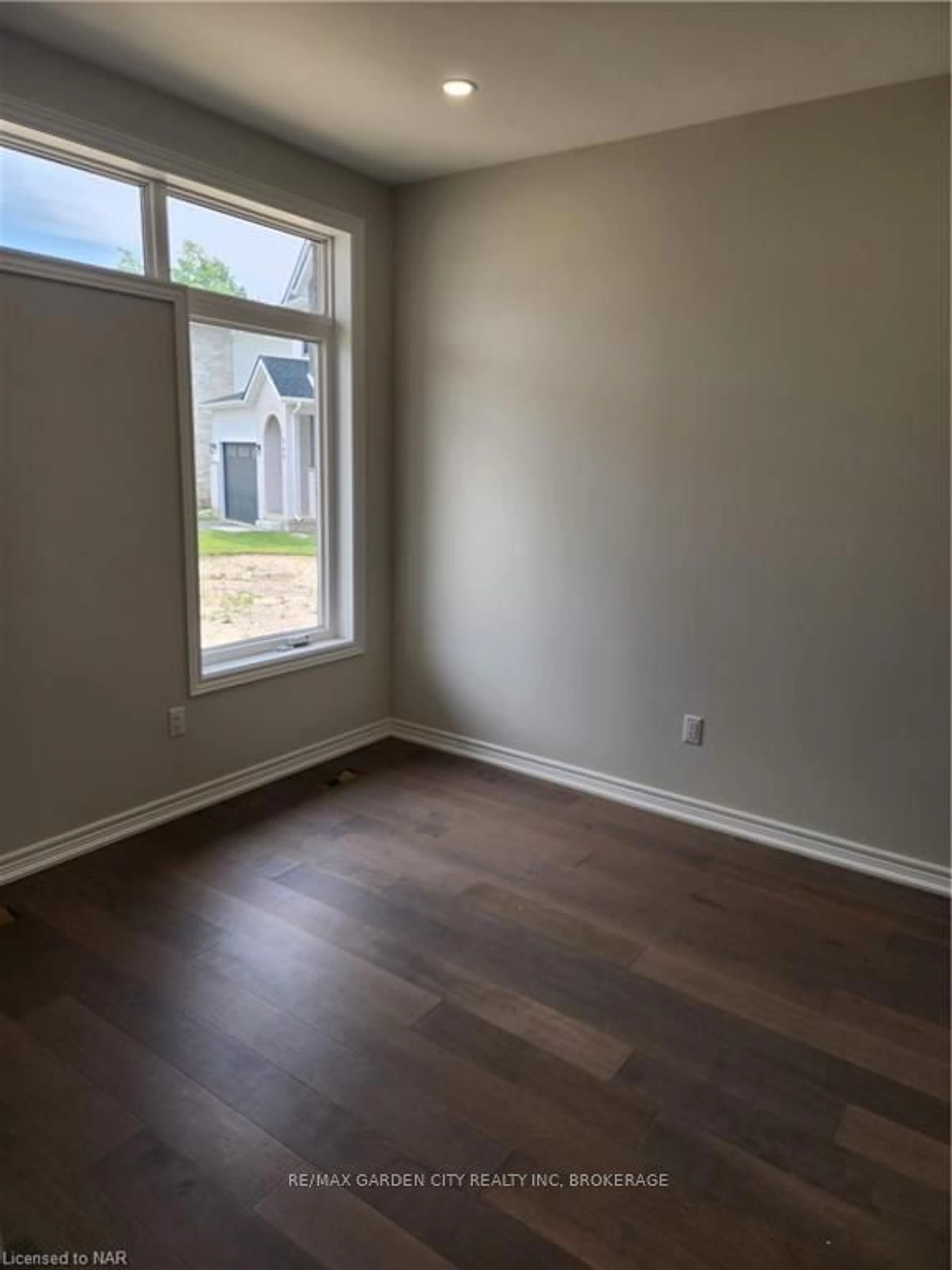 A pic of a room, not visible floor for 136 HODGKINS Ave, Thorold Ontario L2V 1M1