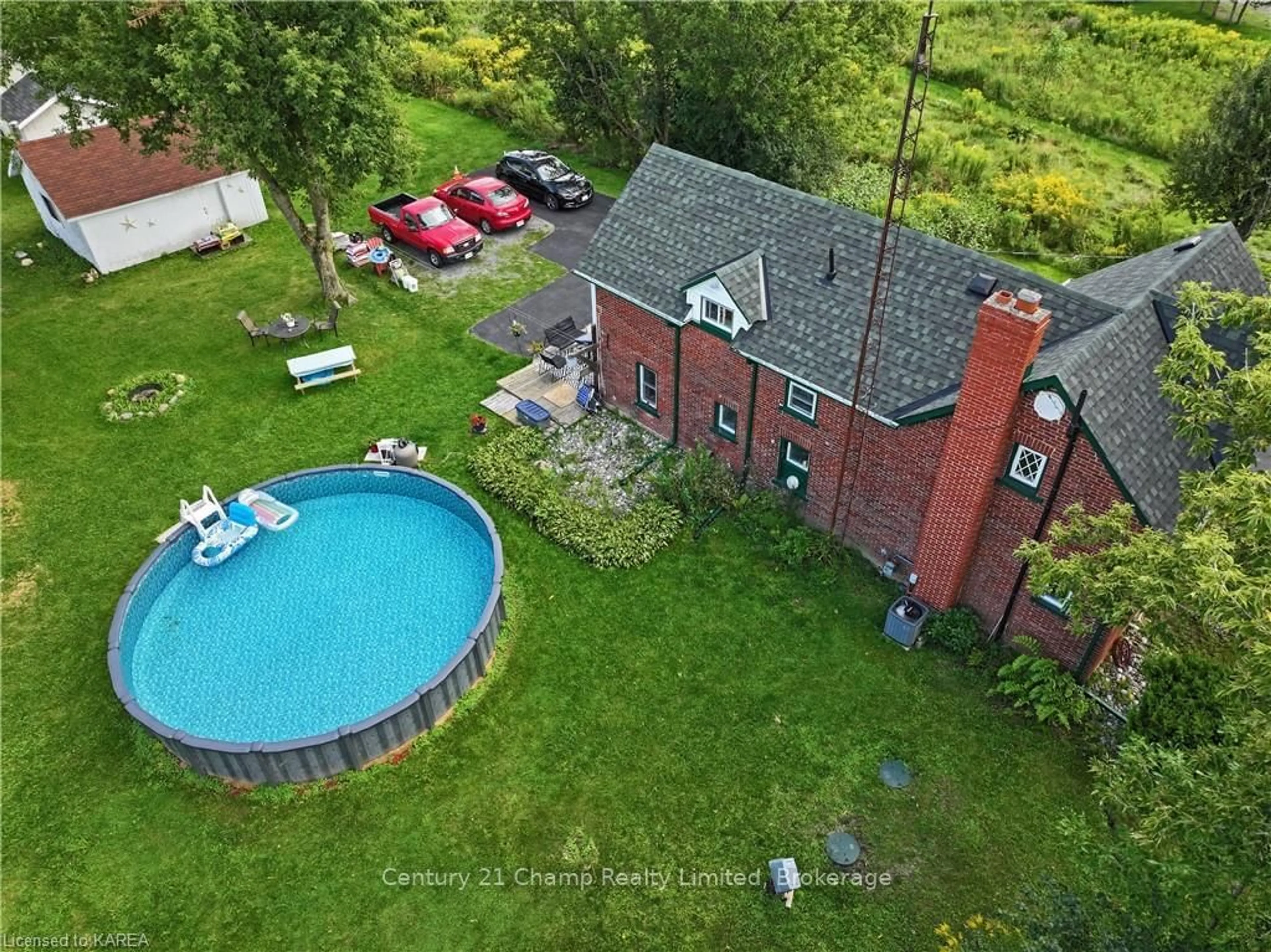 Indoor or outdoor pool for 3281 SWITZERVILLE Rd, Greater Napanee Ontario K7R 3K9