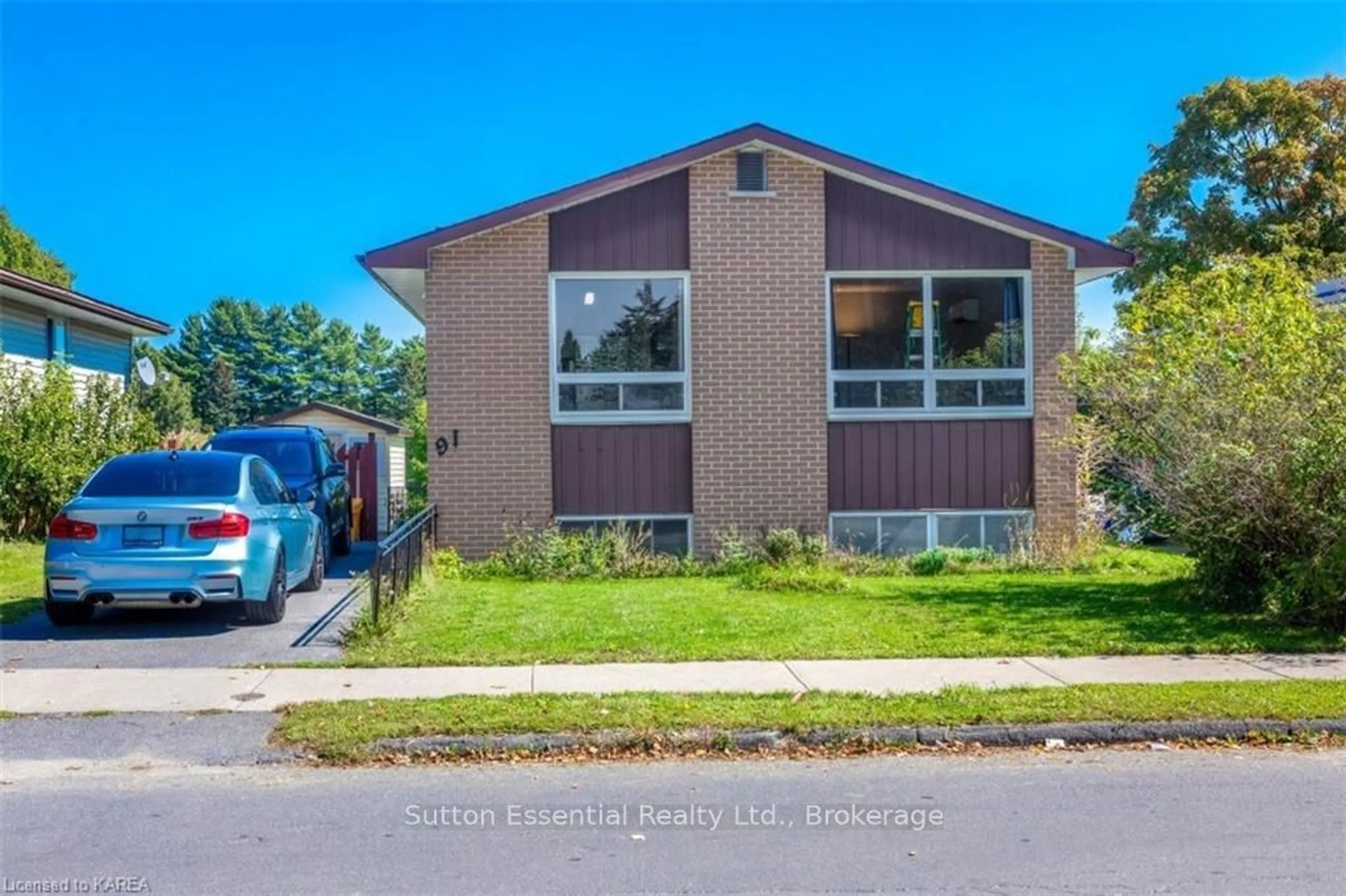 Frontside or backside of a home, the street view for 91 CALDERWOOD Dr, Kingston Ontario K7M 6L5