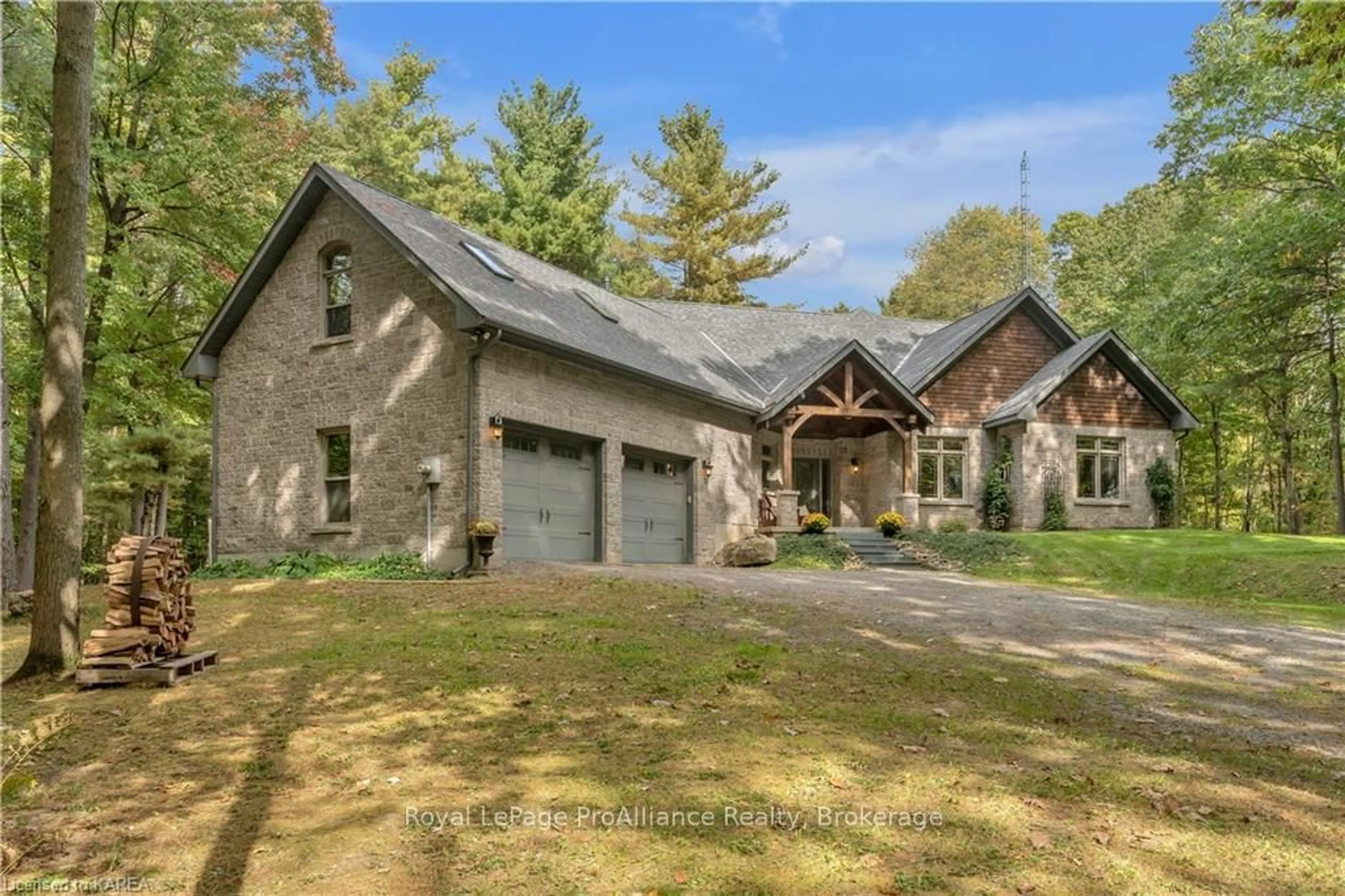 Frontside or backside of a home, cottage for 124 CROSS CEMETERY Rd, Leeds & Grenvi Ontario K0E 1L0