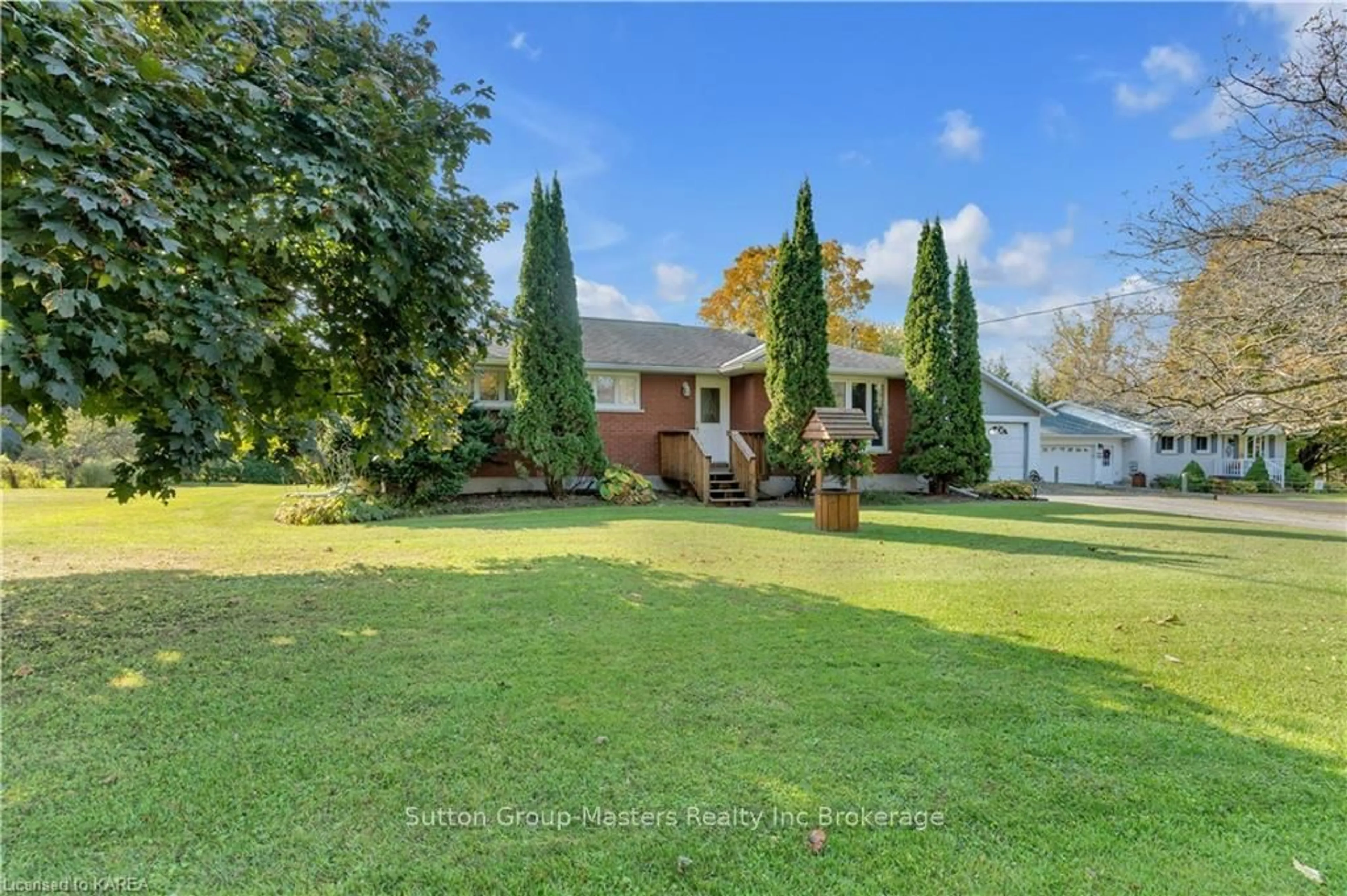 Frontside or backside of a home, cottage for 4308 SNIDER RD, South Frontenac Ontario K0H 2W0