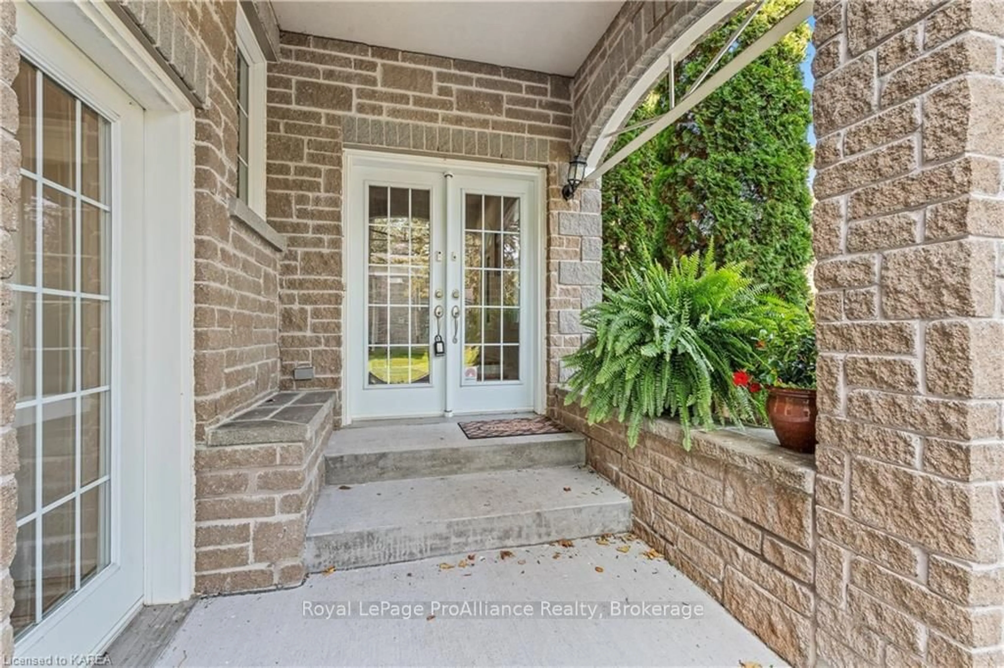 Indoor entryway, cement floor for 57 RIVER Rd, Leeds and the Thousand Islands Ontario K0E 1L0