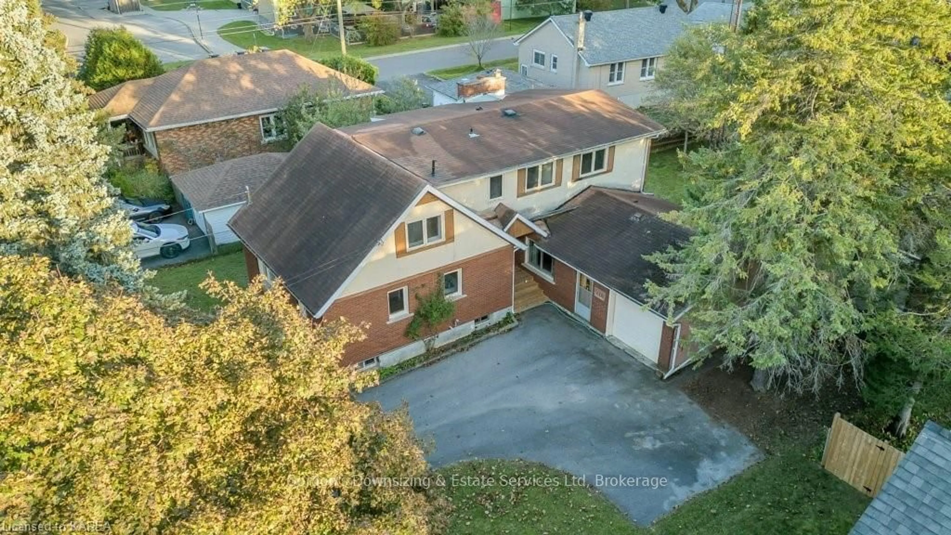 Frontside or backside of a home, cottage for 210 PHILLIPS St, Kingston Ontario K7M 3A1