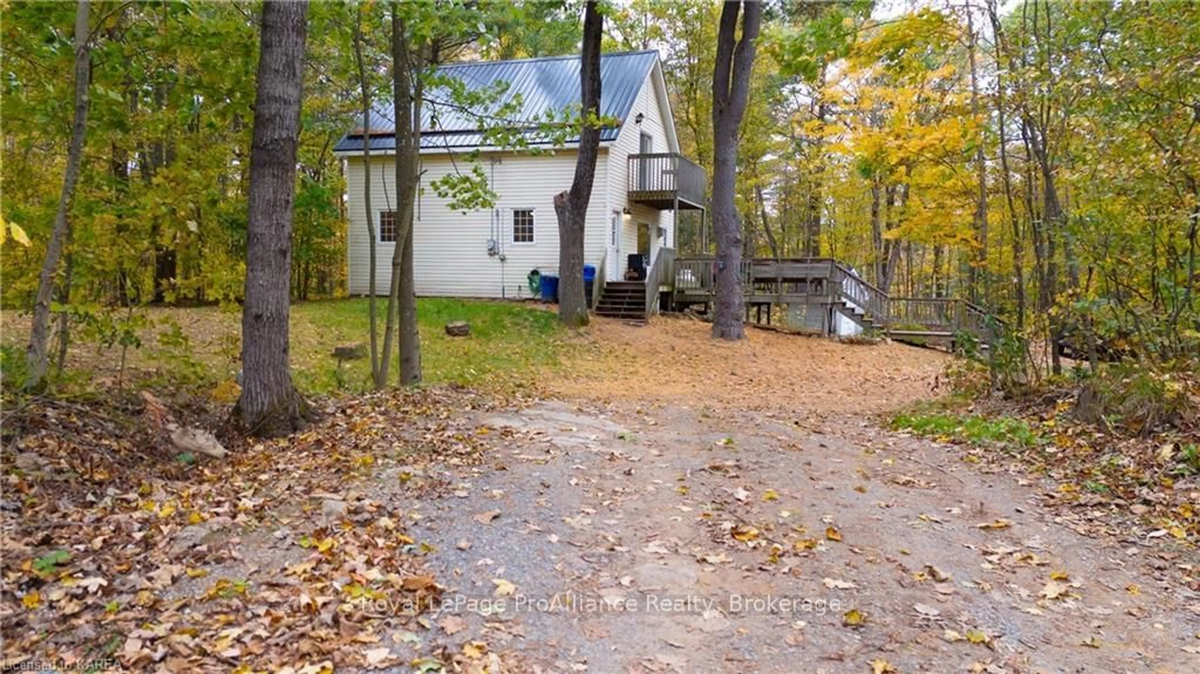 A pic from exterior of the house or condo, cottage for 1035 COZY RIDGE Lane, South Frontenac Ontario K0H 1W0