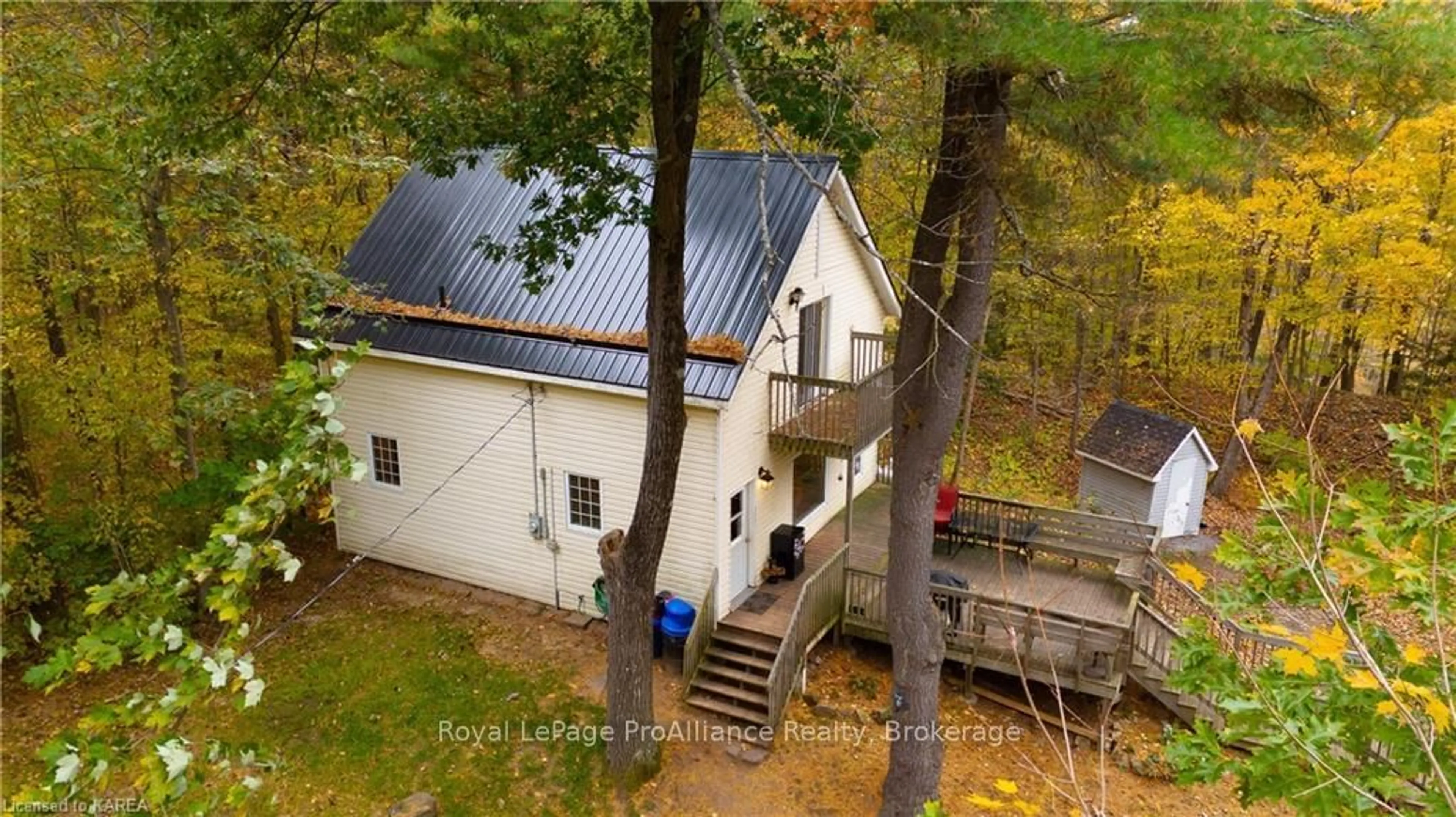 A pic from exterior of the house or condo, cottage for 1035 COZY RIDGE Lane, South Frontenac Ontario K0H 1W0