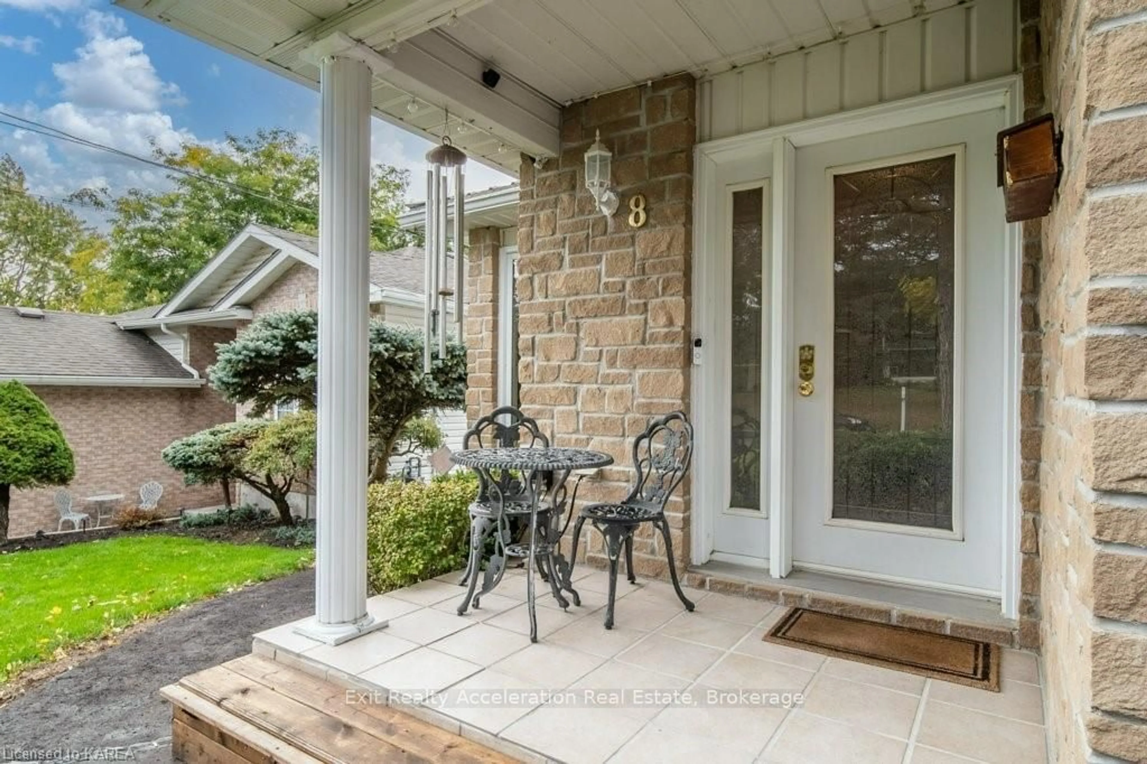 Patio, cottage for 8 SLASH Rd, Greater Napanee Ontario K7R 2Z7