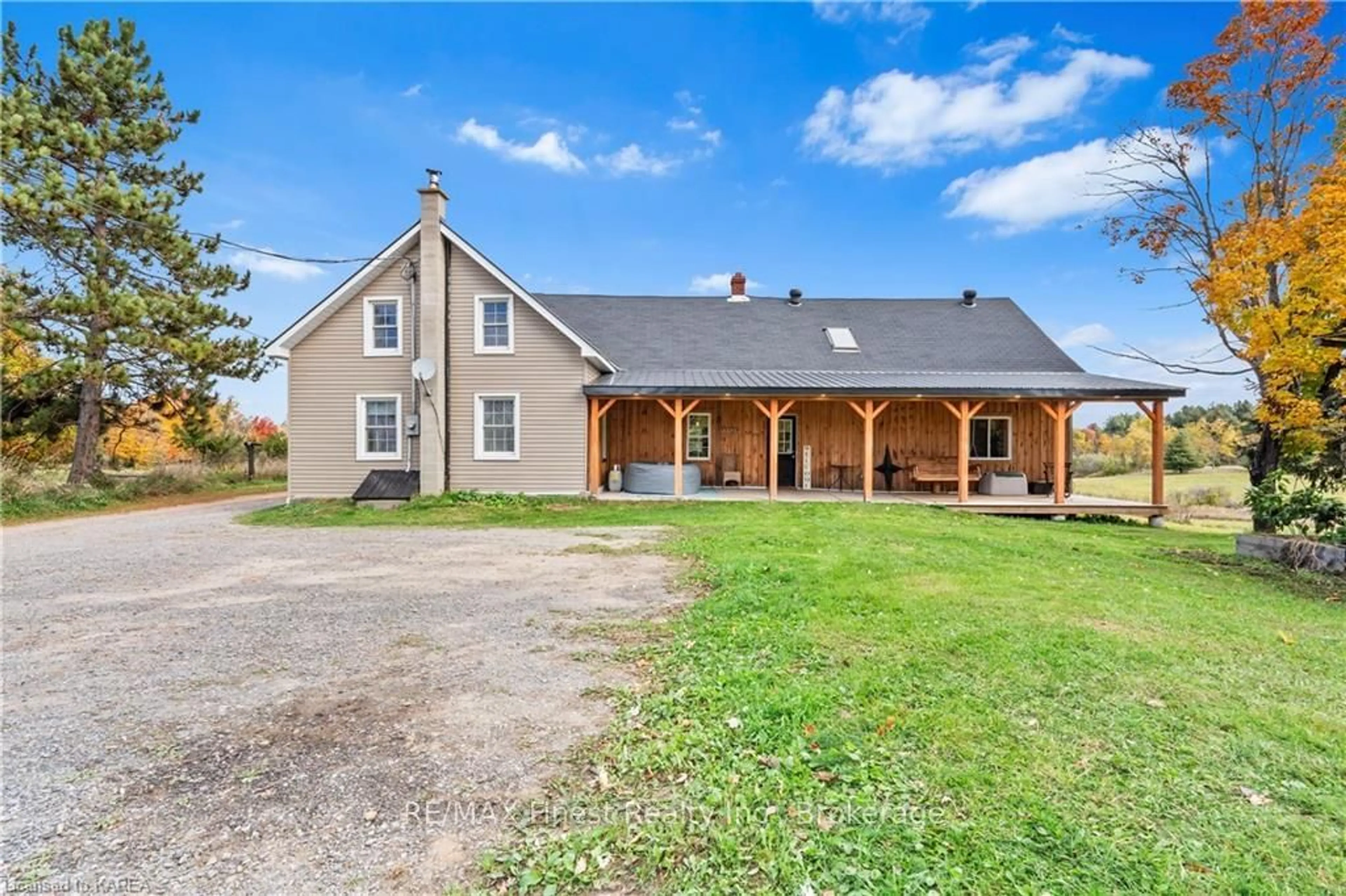 Frontside or backside of a home, cottage for 380 MULVILLE Rd, South Frontenac Ontario K0G 1X0