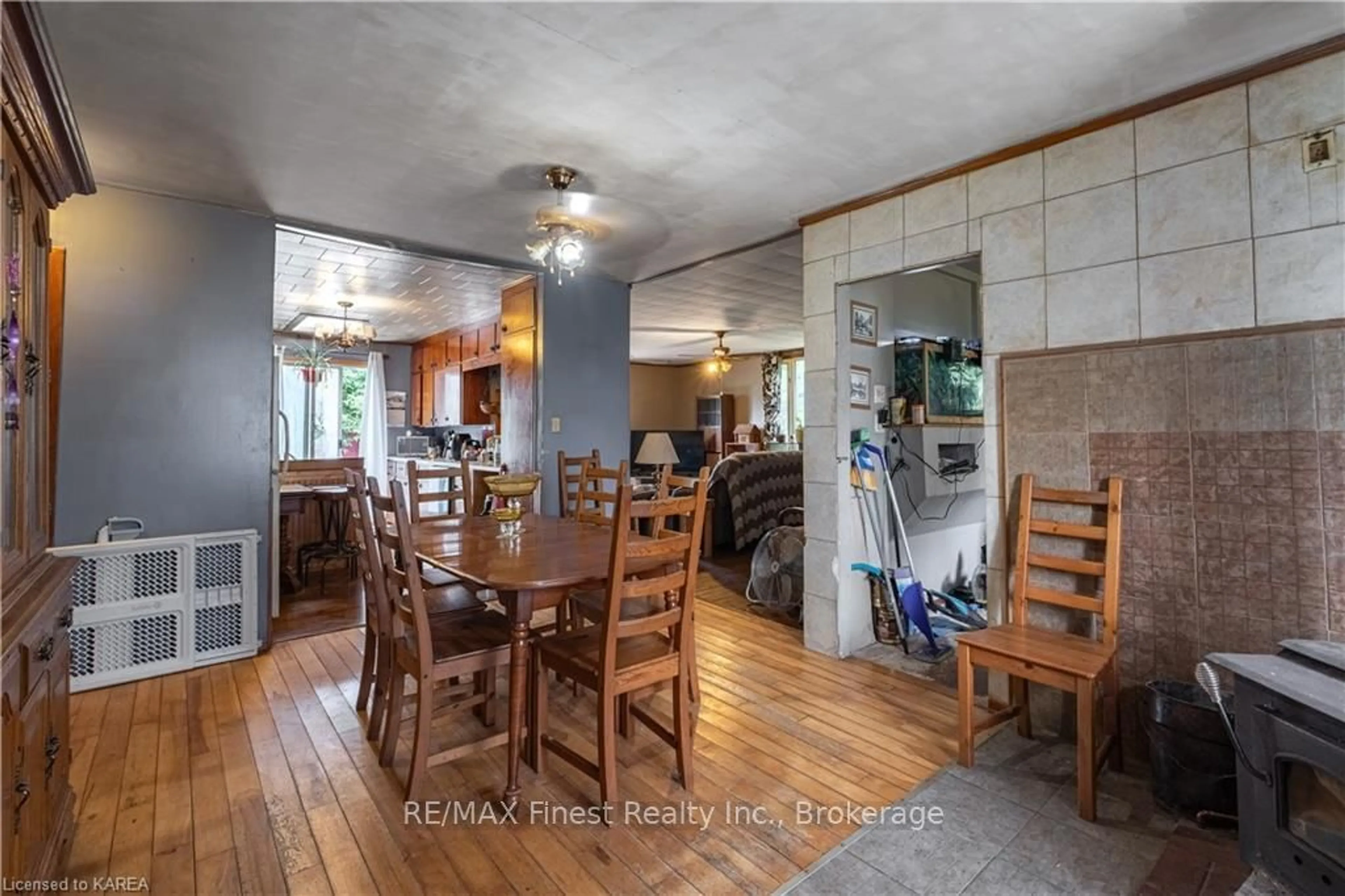 Dining room, wood floors, cottage for 5542 PERTH ROAD Cres, South Frontenac Ontario K0H 2L0