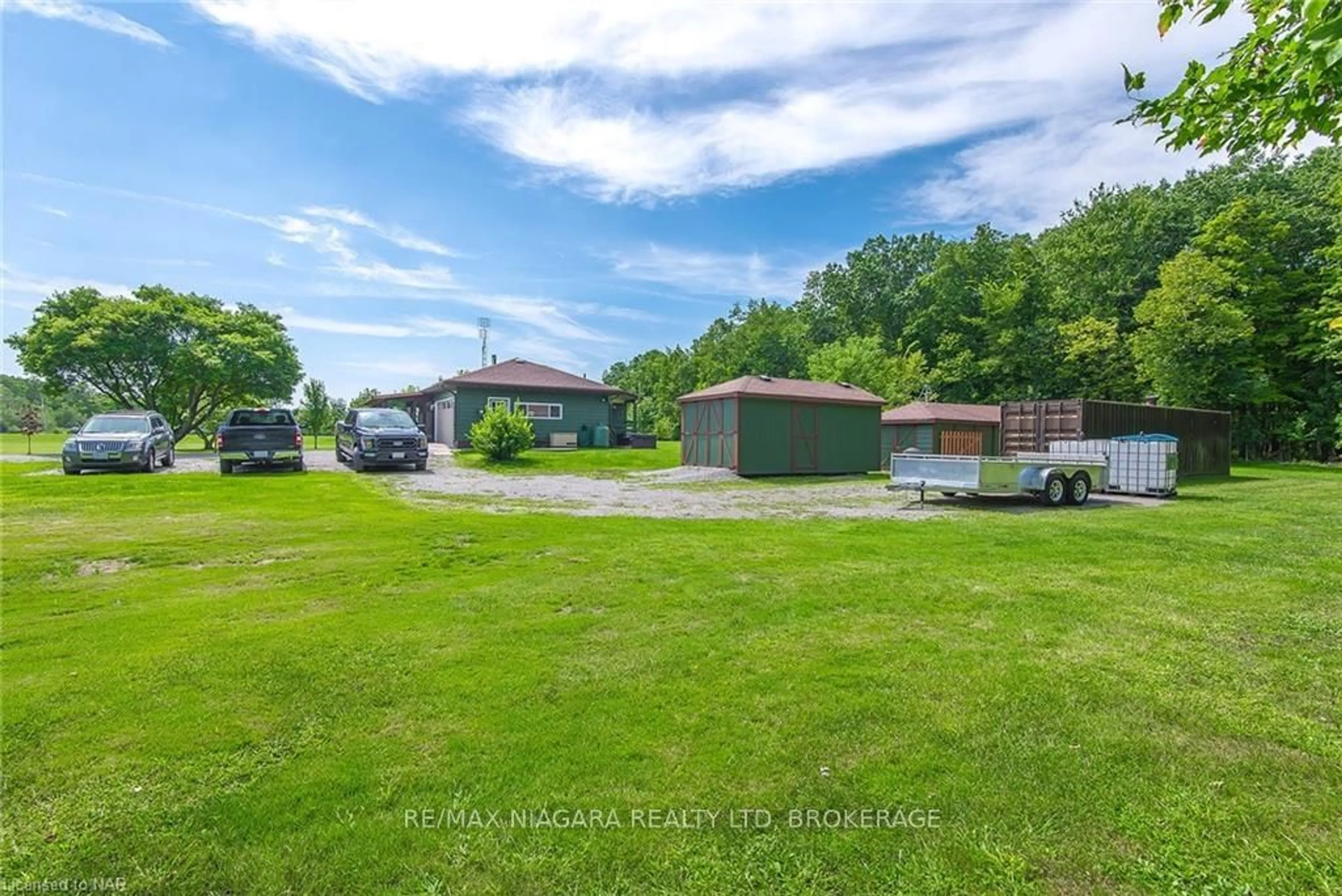 Frontside or backside of a home, the fenced backyard for 12264 BRAWN Rd, Wainfleet Ontario L0S 1V0