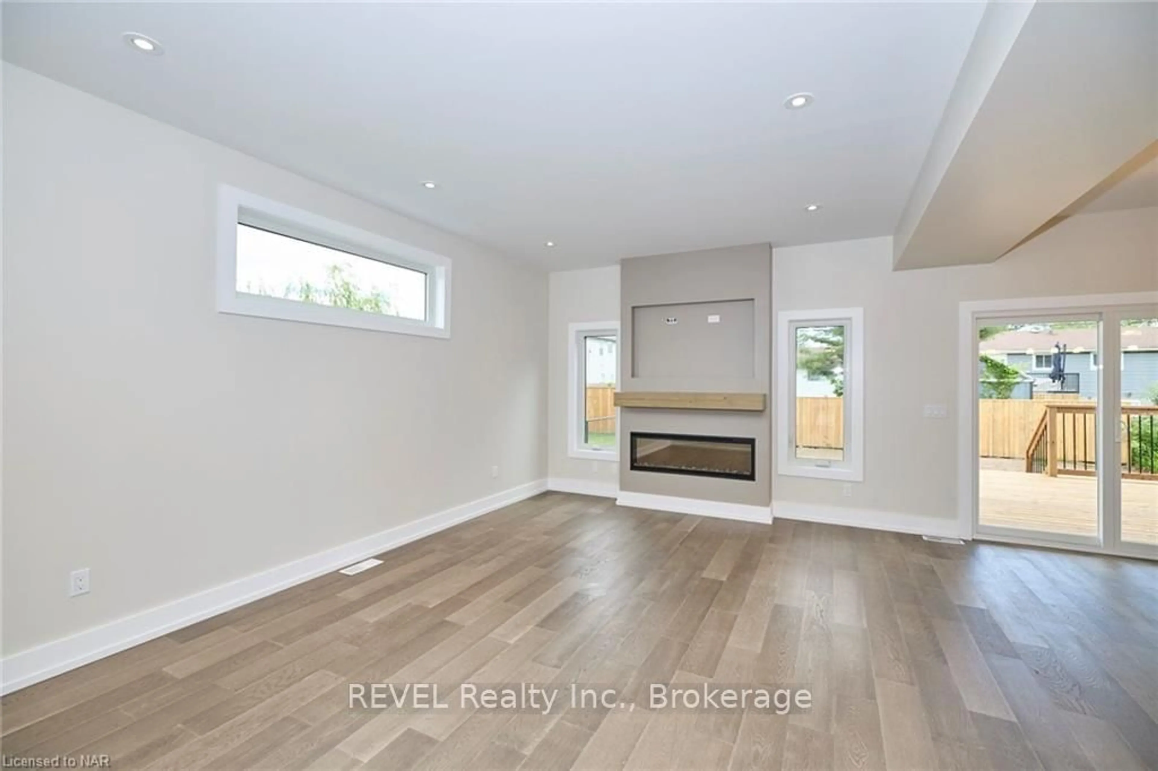 A pic of a room, wood floors for 3459 EAST MAIN St, Fort Erie Ontario L0S 1S0